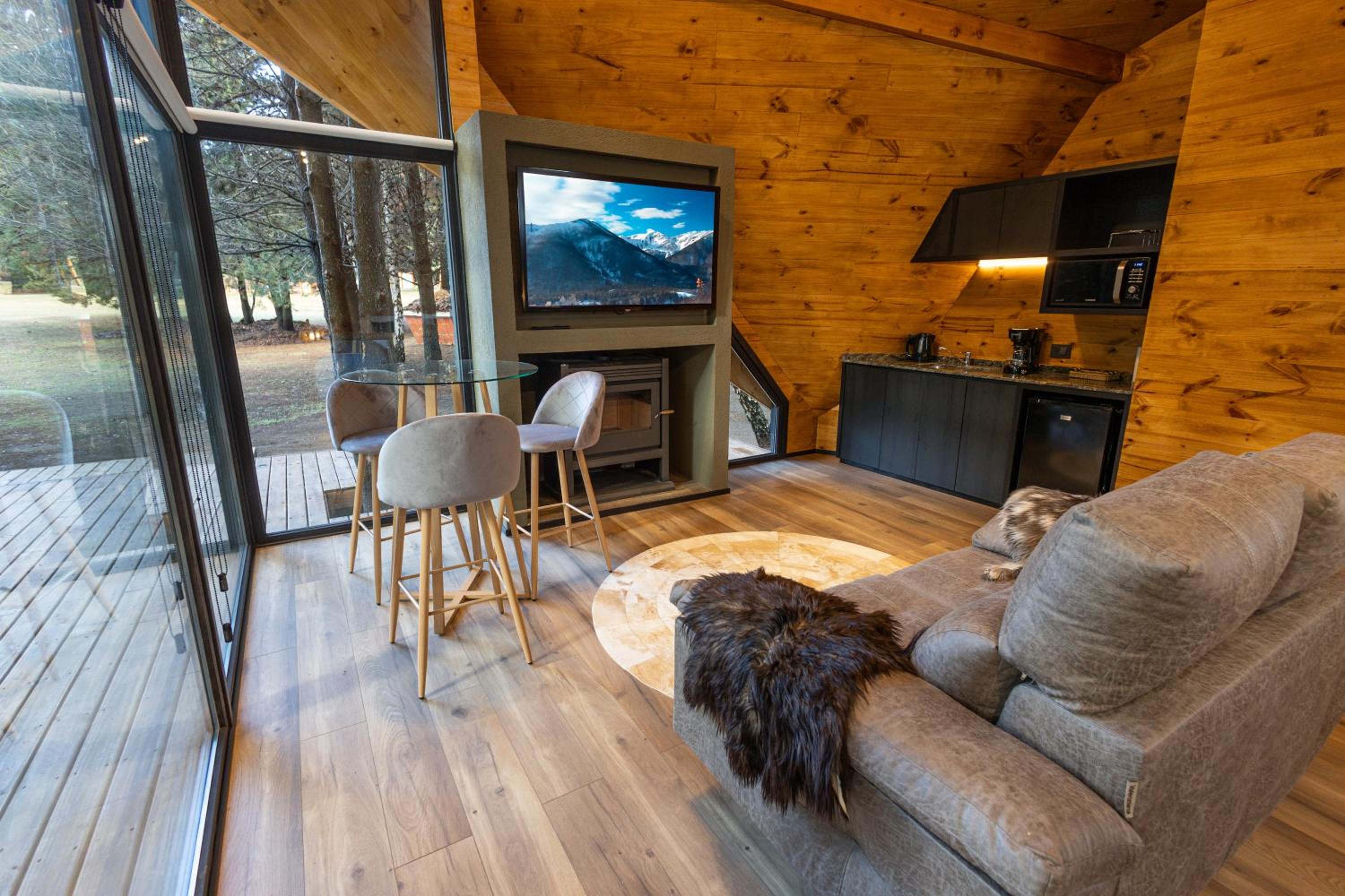 Cabañas Villa Labrador con costa de lago