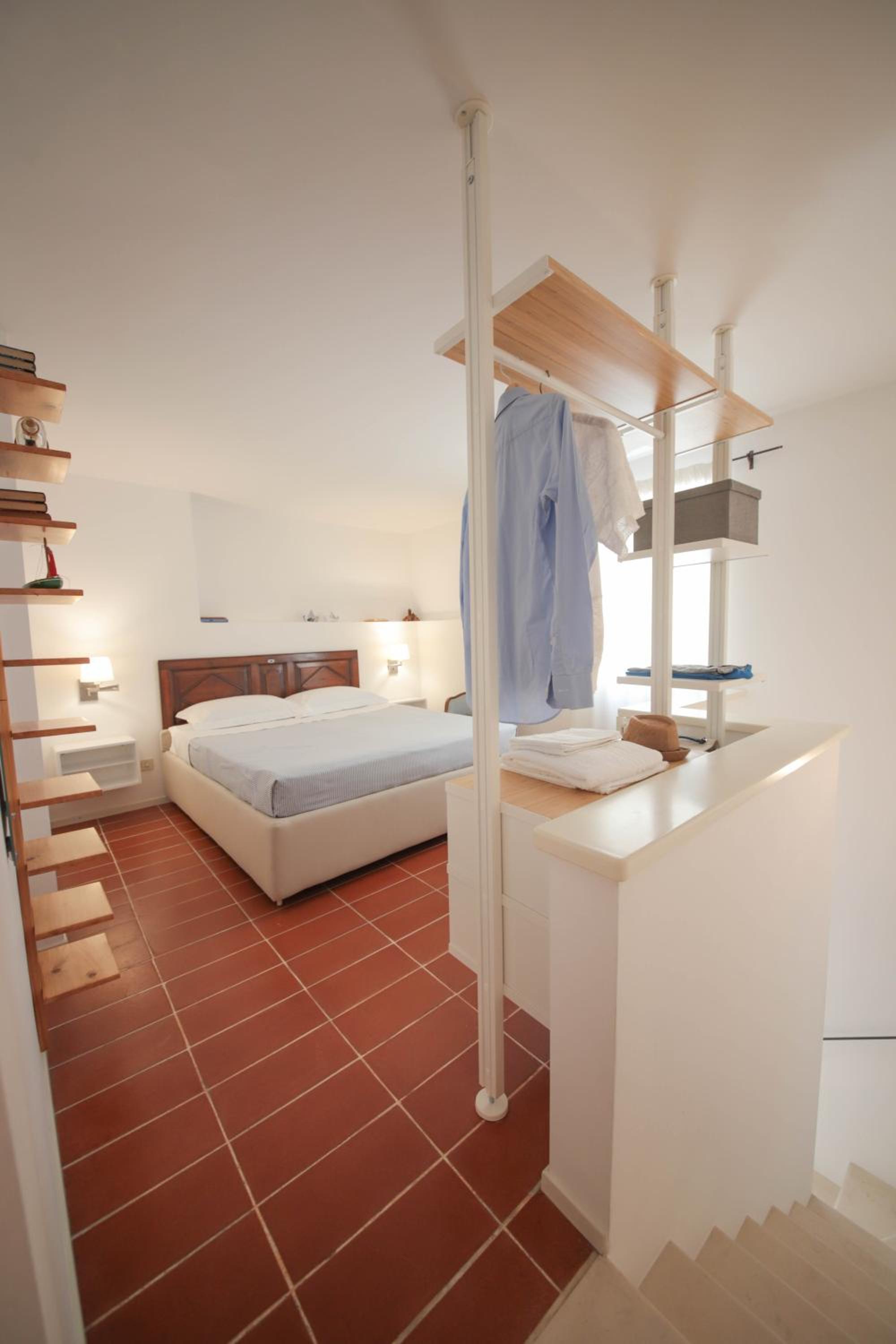 Alba Domus