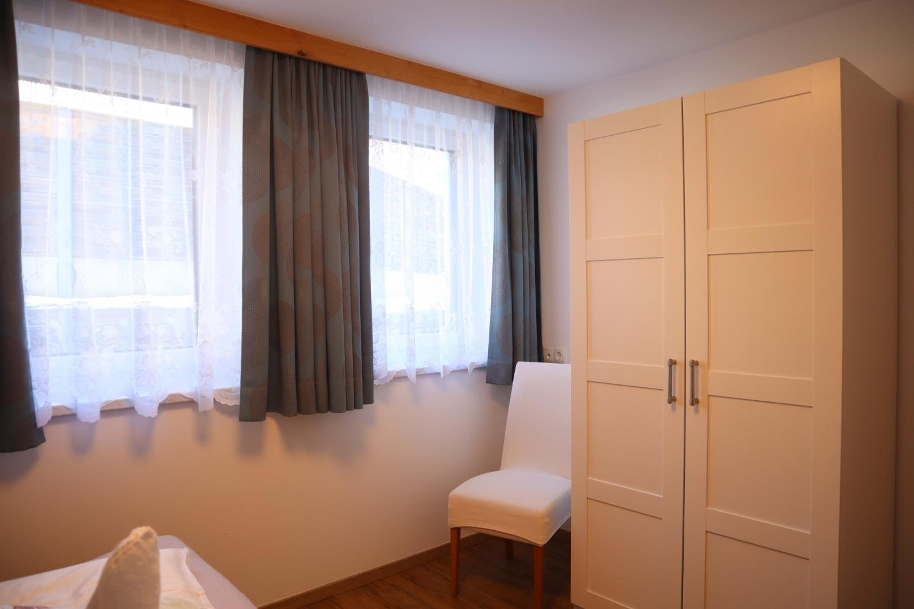 Landhaus-Appartements Warraich
