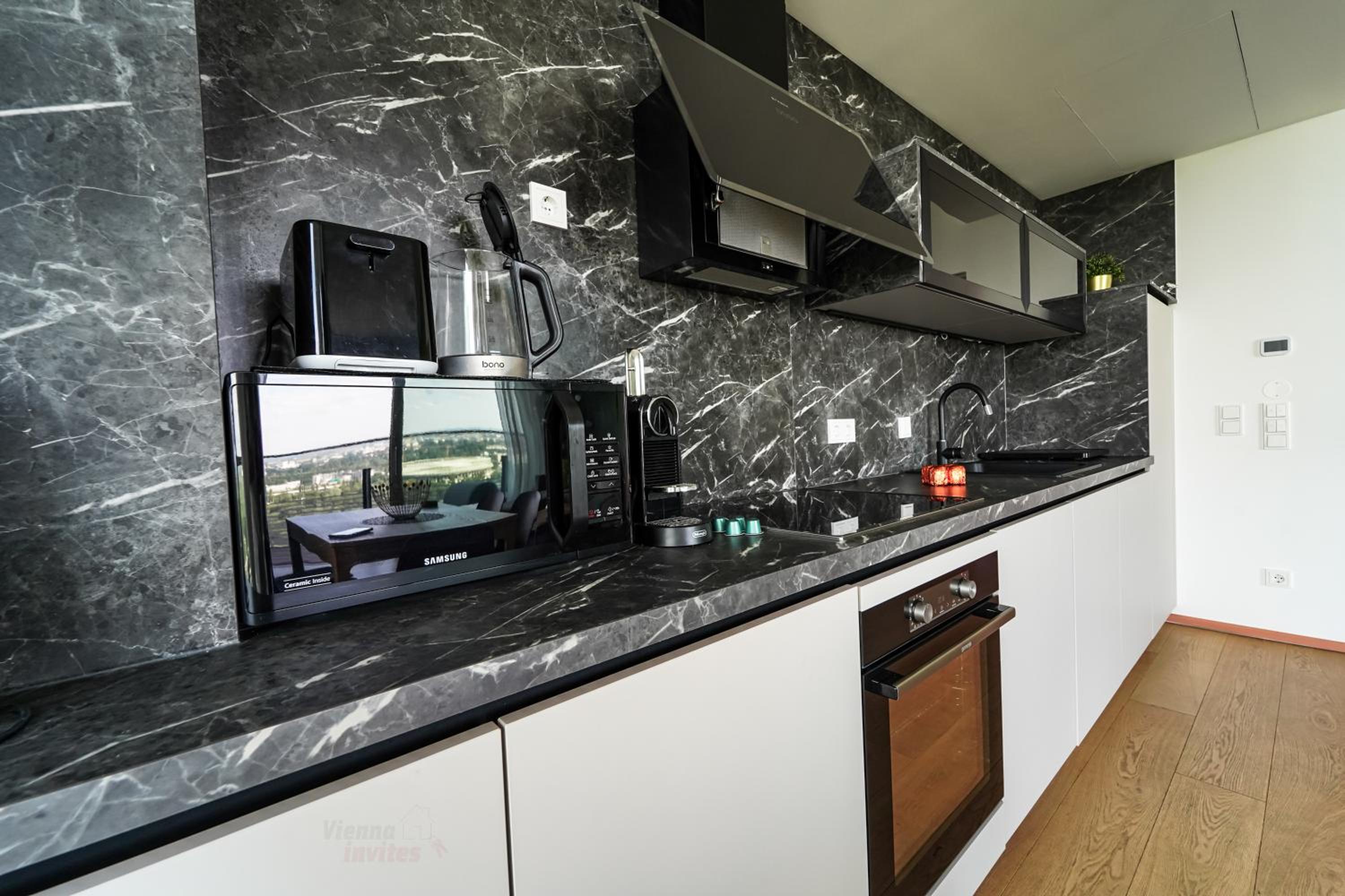 Wonderful Apartment with 2 bedrooms and pool and parking