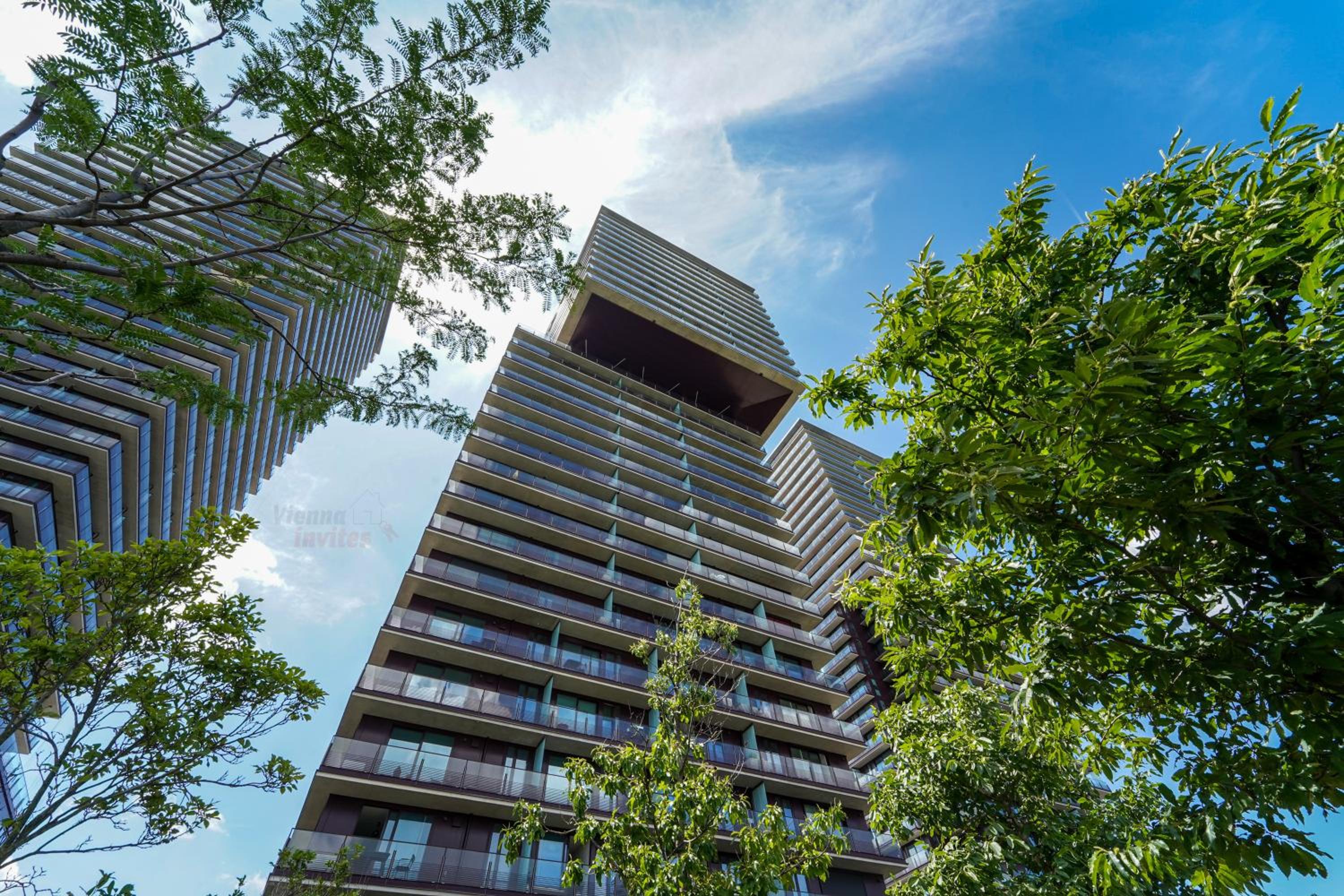 Wonderful Apartment with 2 bedrooms and pool and parking