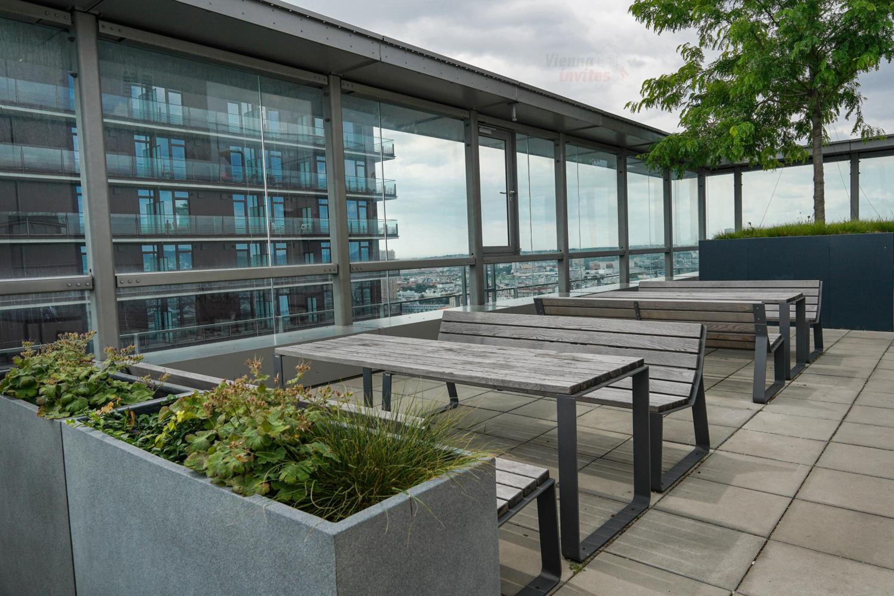 Wonderful Apartment with 2 bedrooms and pool and parking