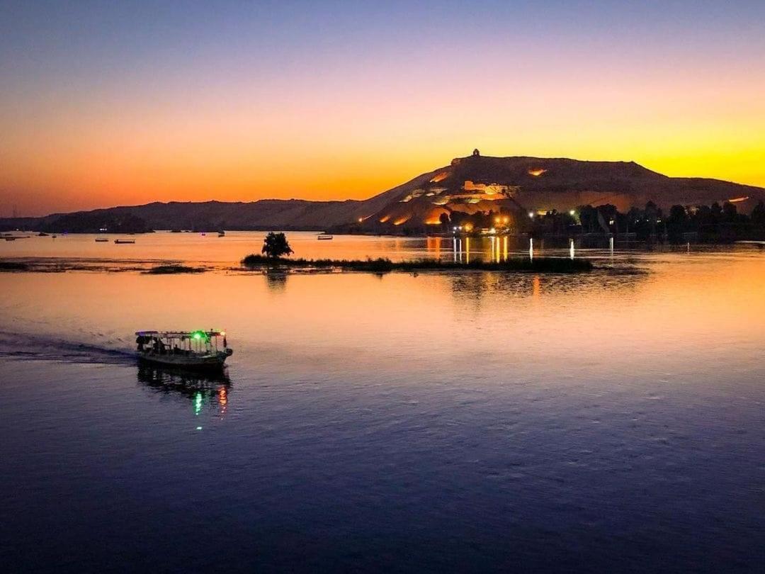 West aswan