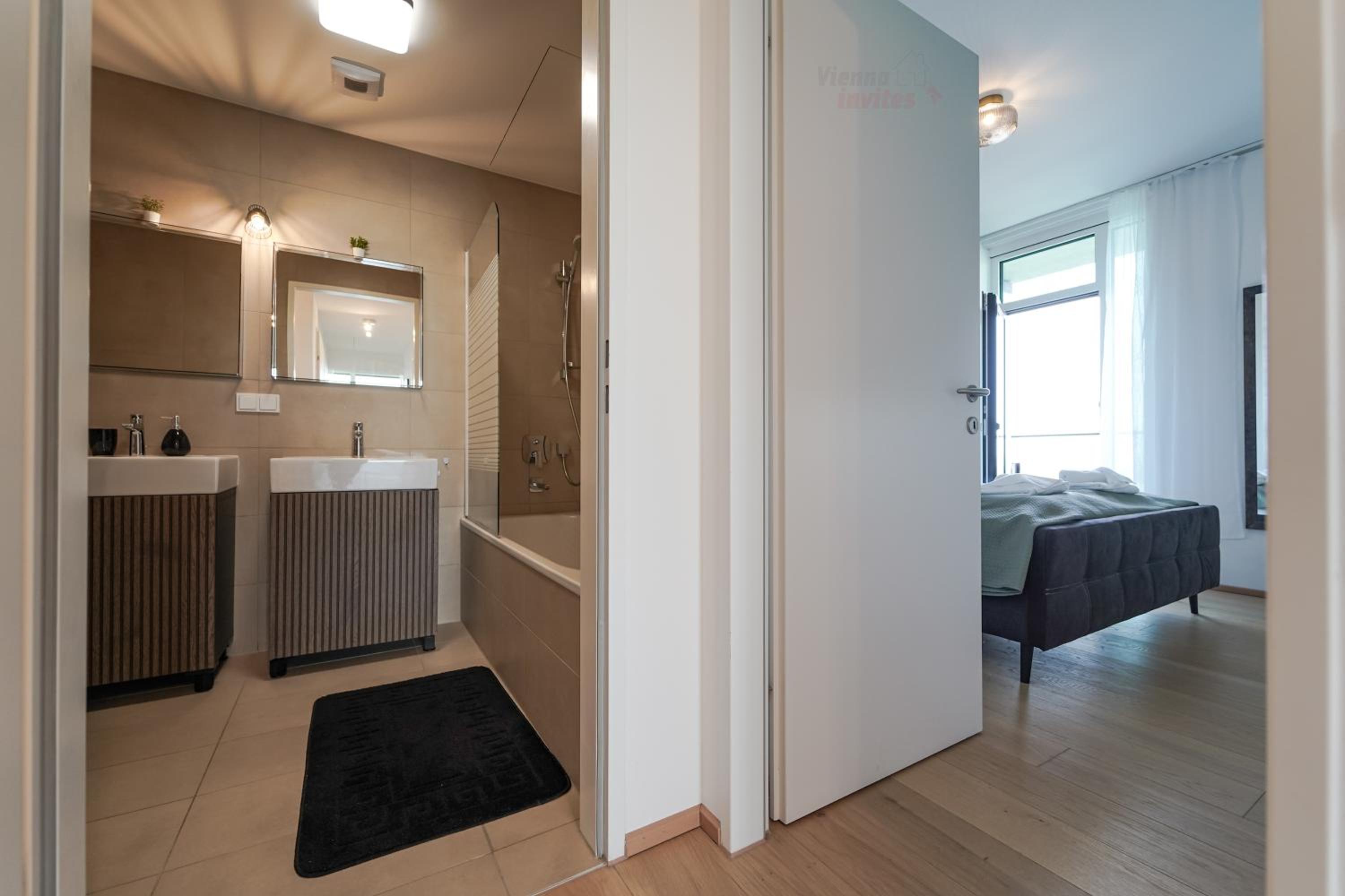 Wonderful Apartment with 2 bedrooms and pool and parking