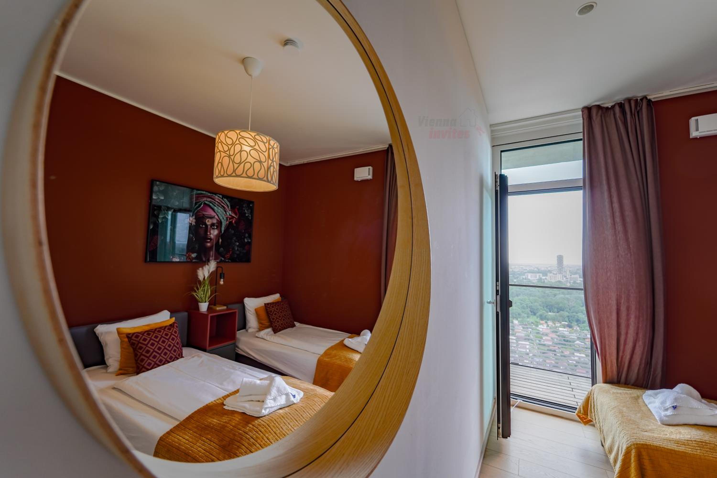 Wonderful Apartment with 2 bedrooms and pool and parking