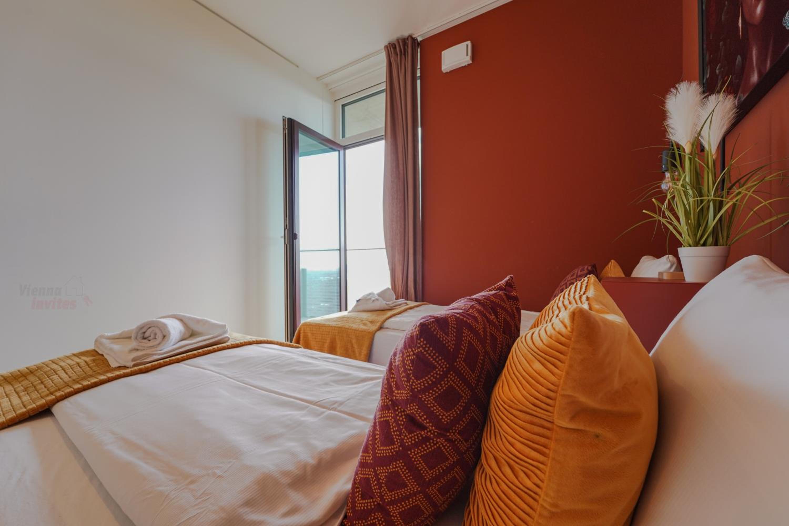 Wonderful Apartment with 2 bedrooms and pool and parking