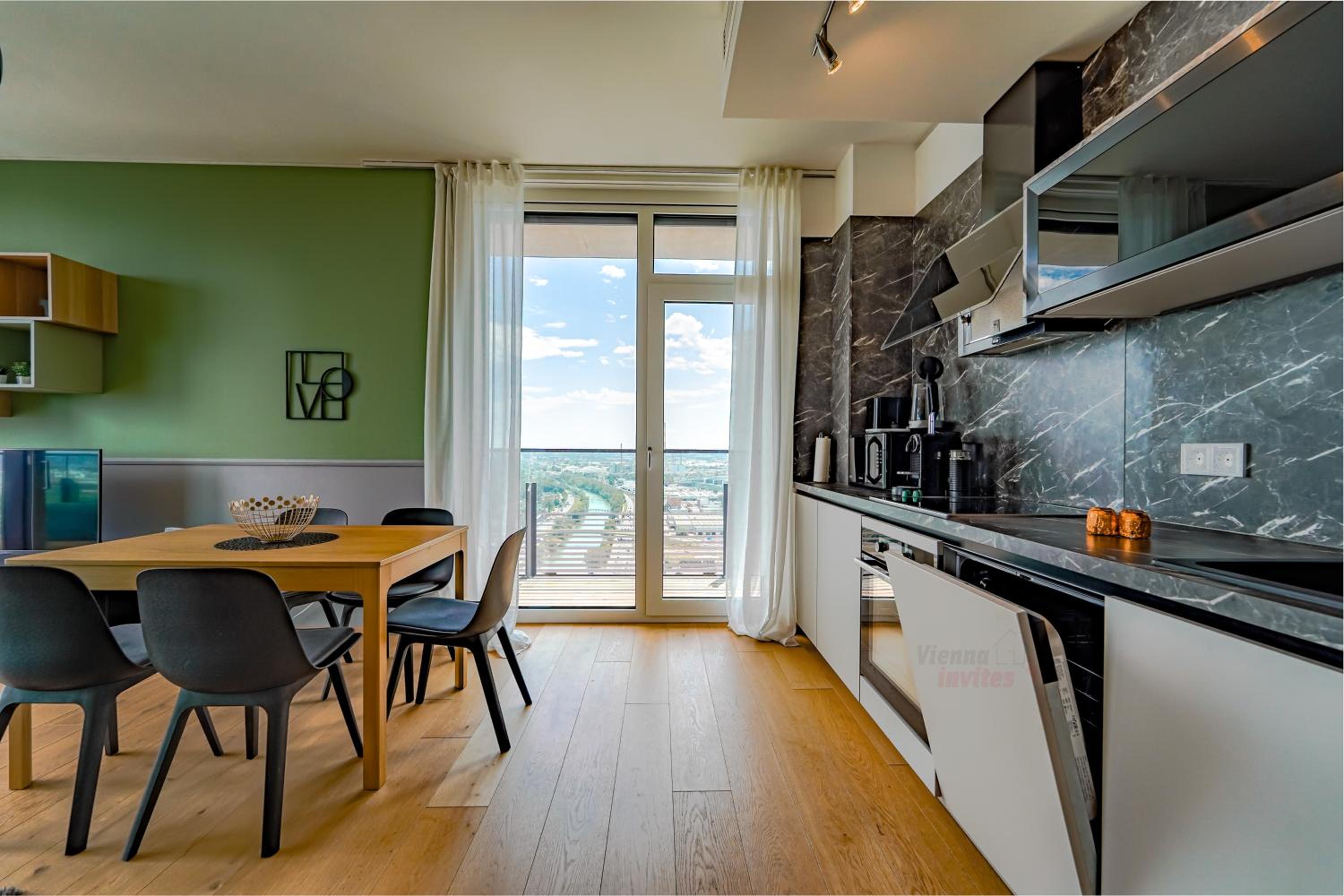 Wonderful Apartment with 2 bedrooms and pool and parking