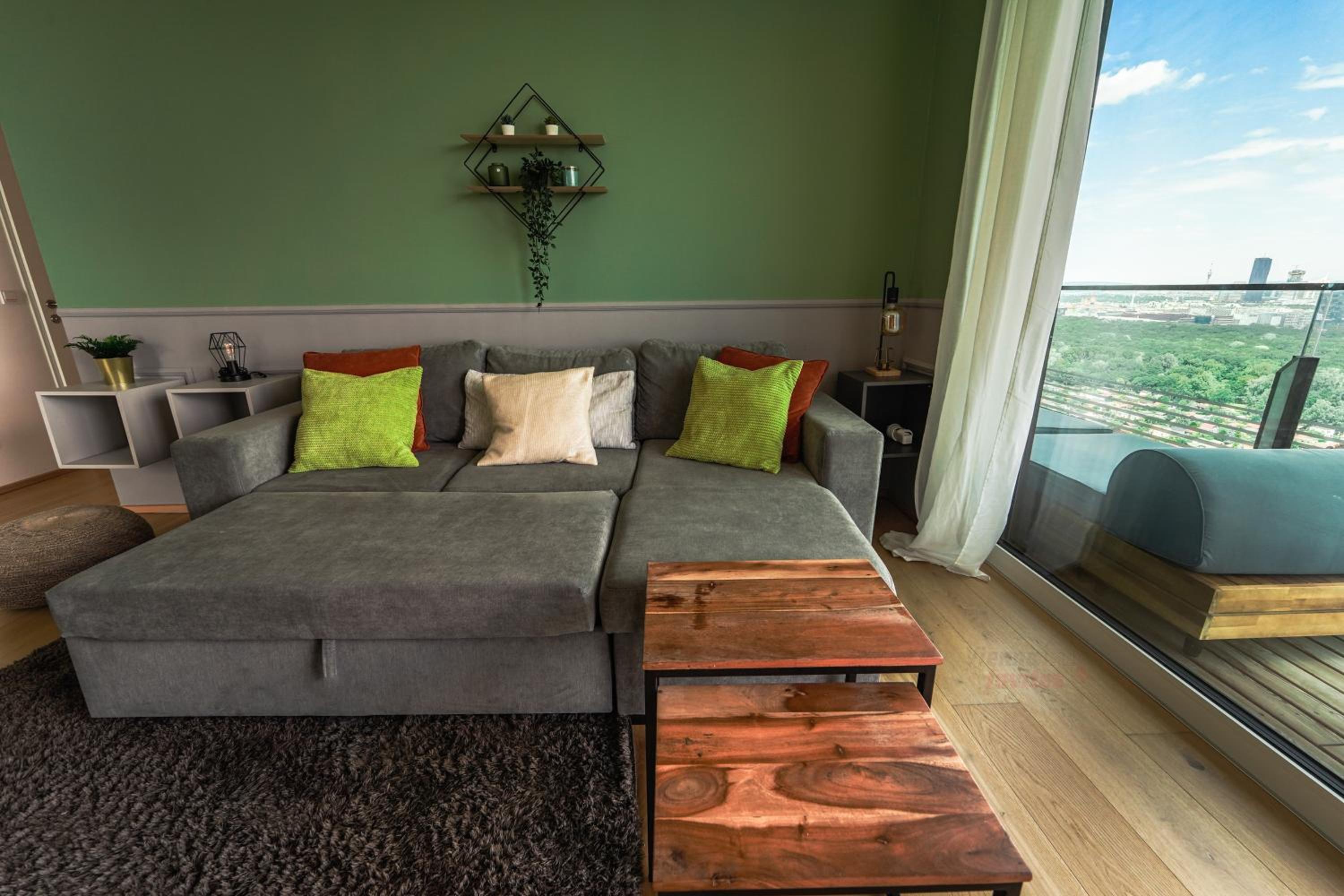 Wonderful Apartment with 2 bedrooms and pool and parking