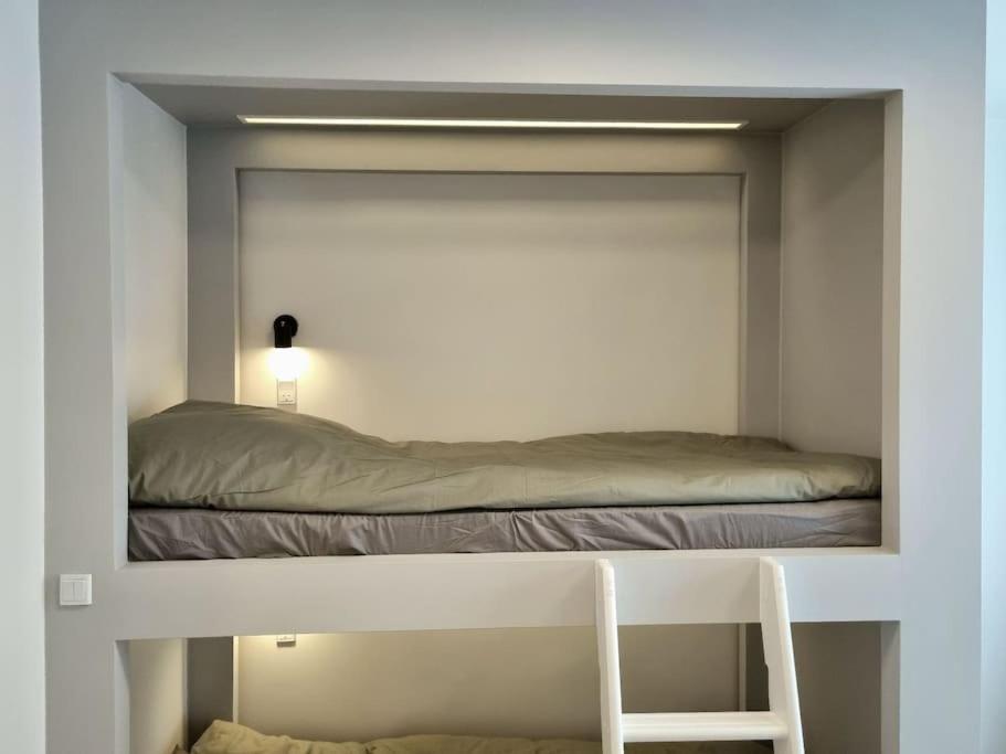Hotellos