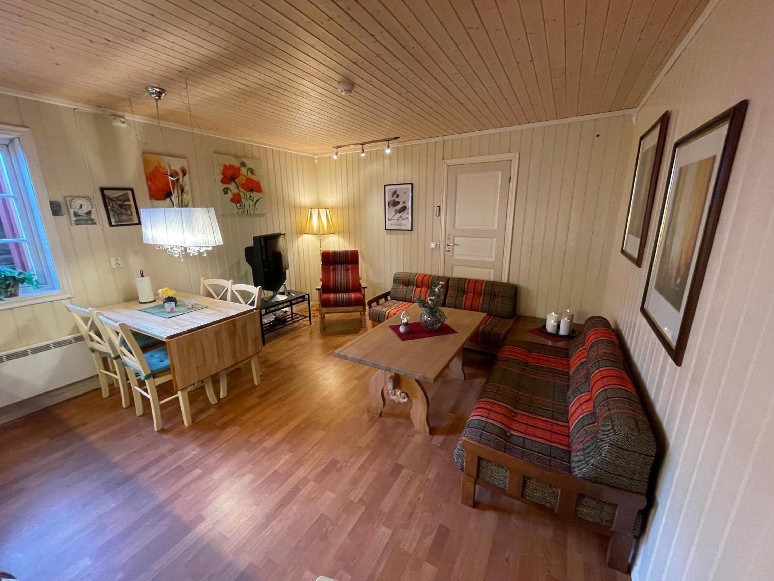 Hotel Kjerkgata 6 - midt i Røros sentrum - Image 1