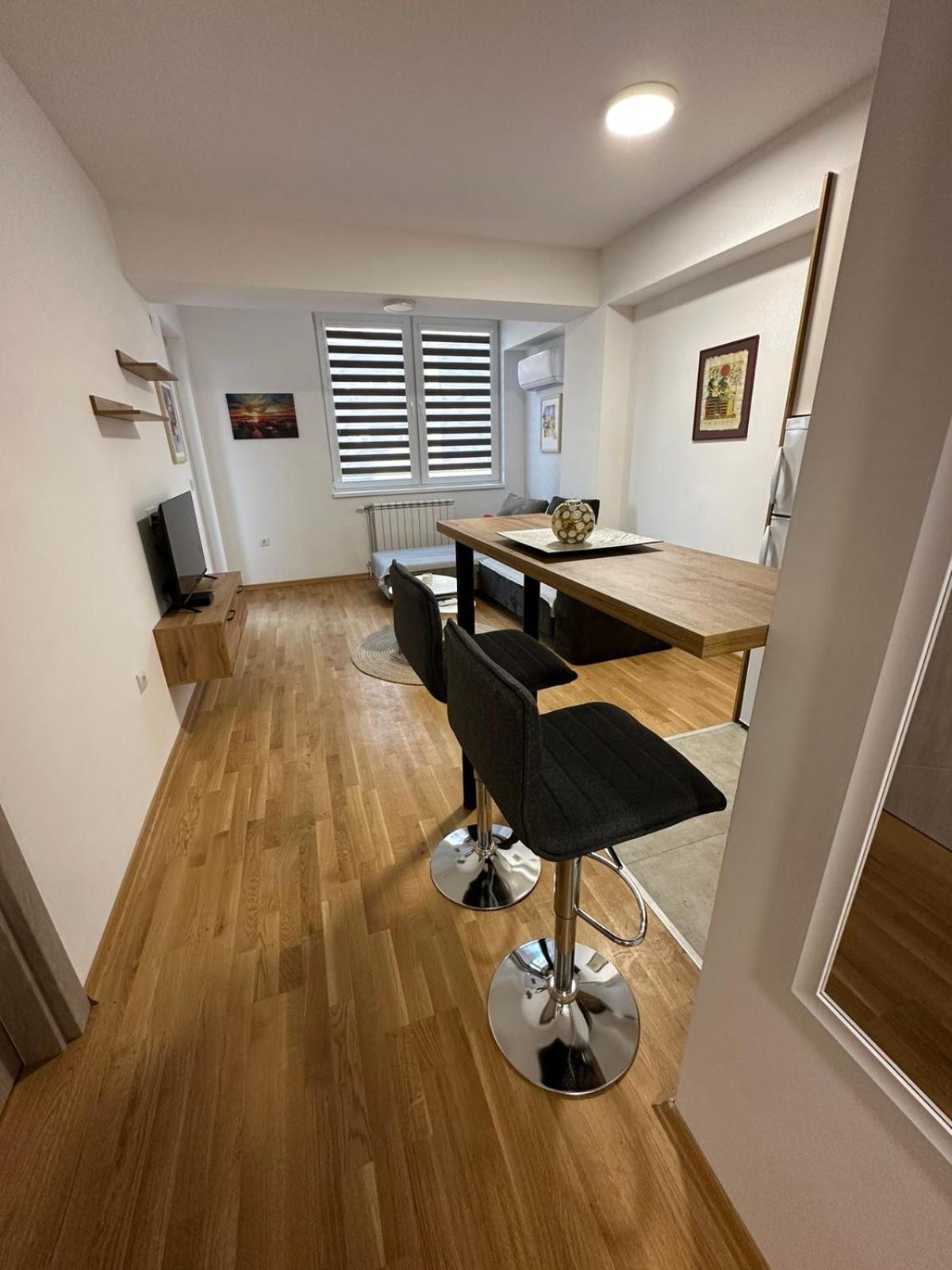 Golden Lux Apartments