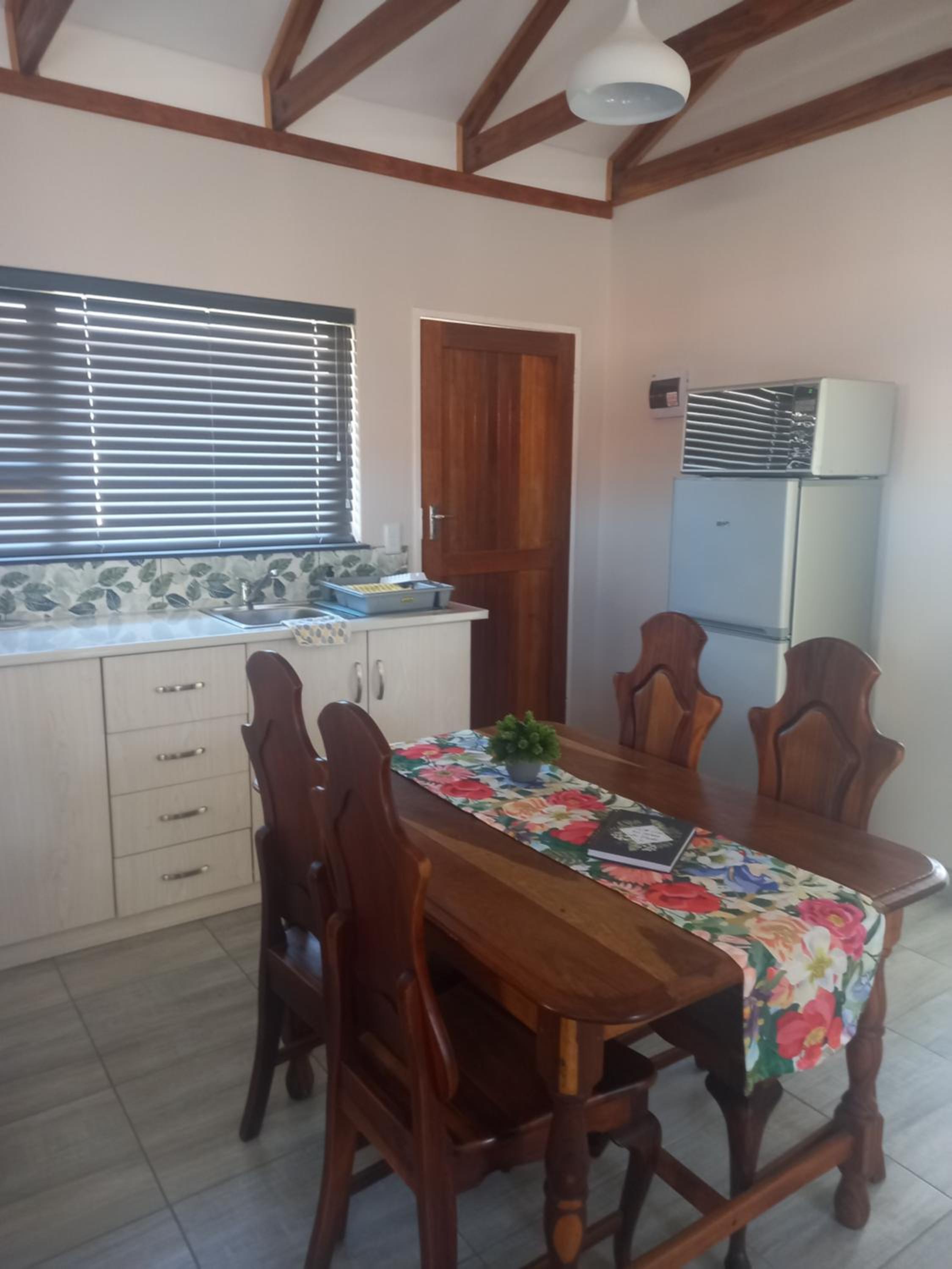 Casita Grato view 4
