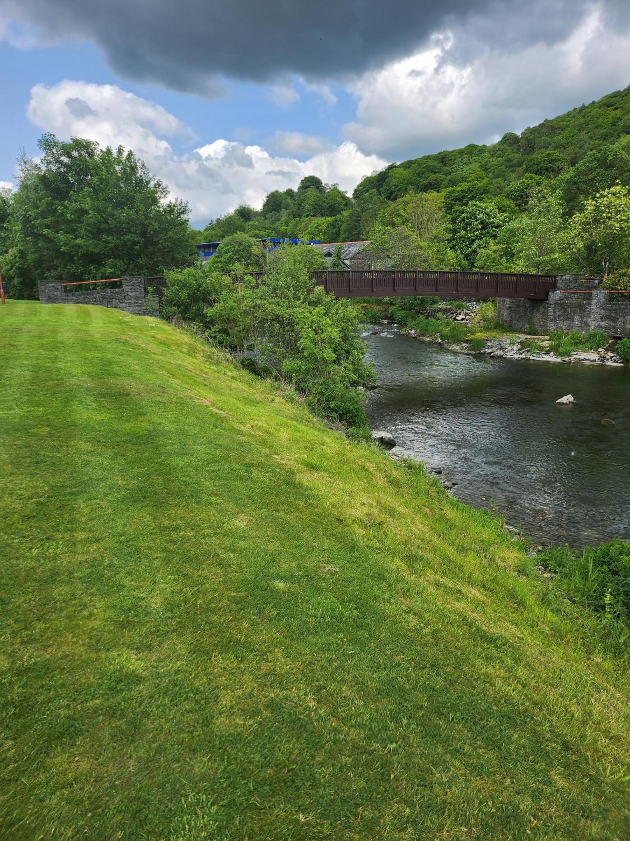 Lakeland Village