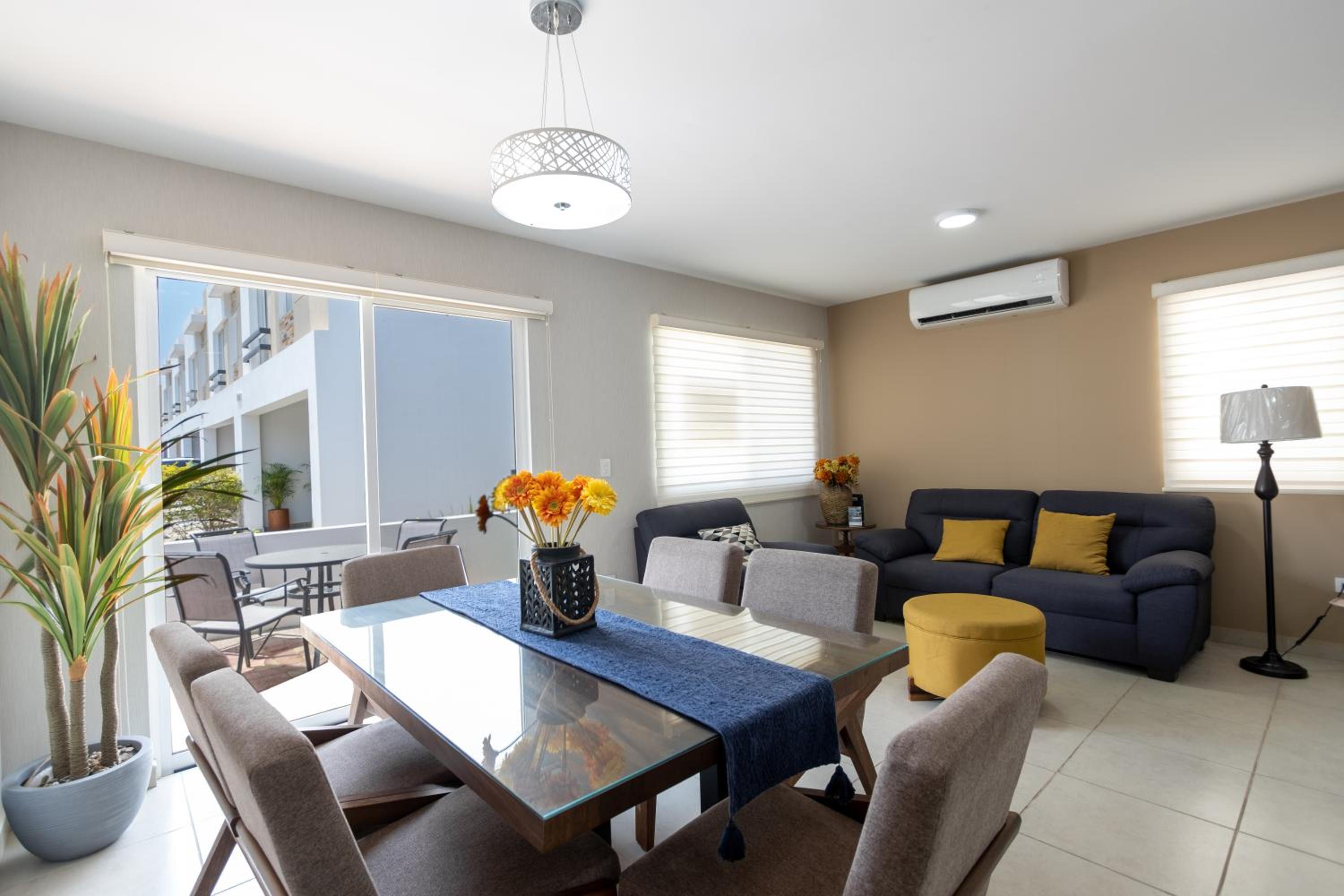 CASA VACACIONAL PARA 8 PERSONAS EN CERRITOS view 4