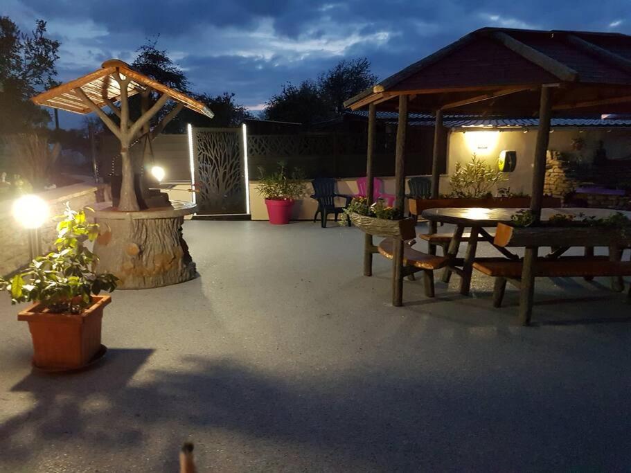 Maison Chez Mariebel - 20 pers avec piscine jacuzzi sauna