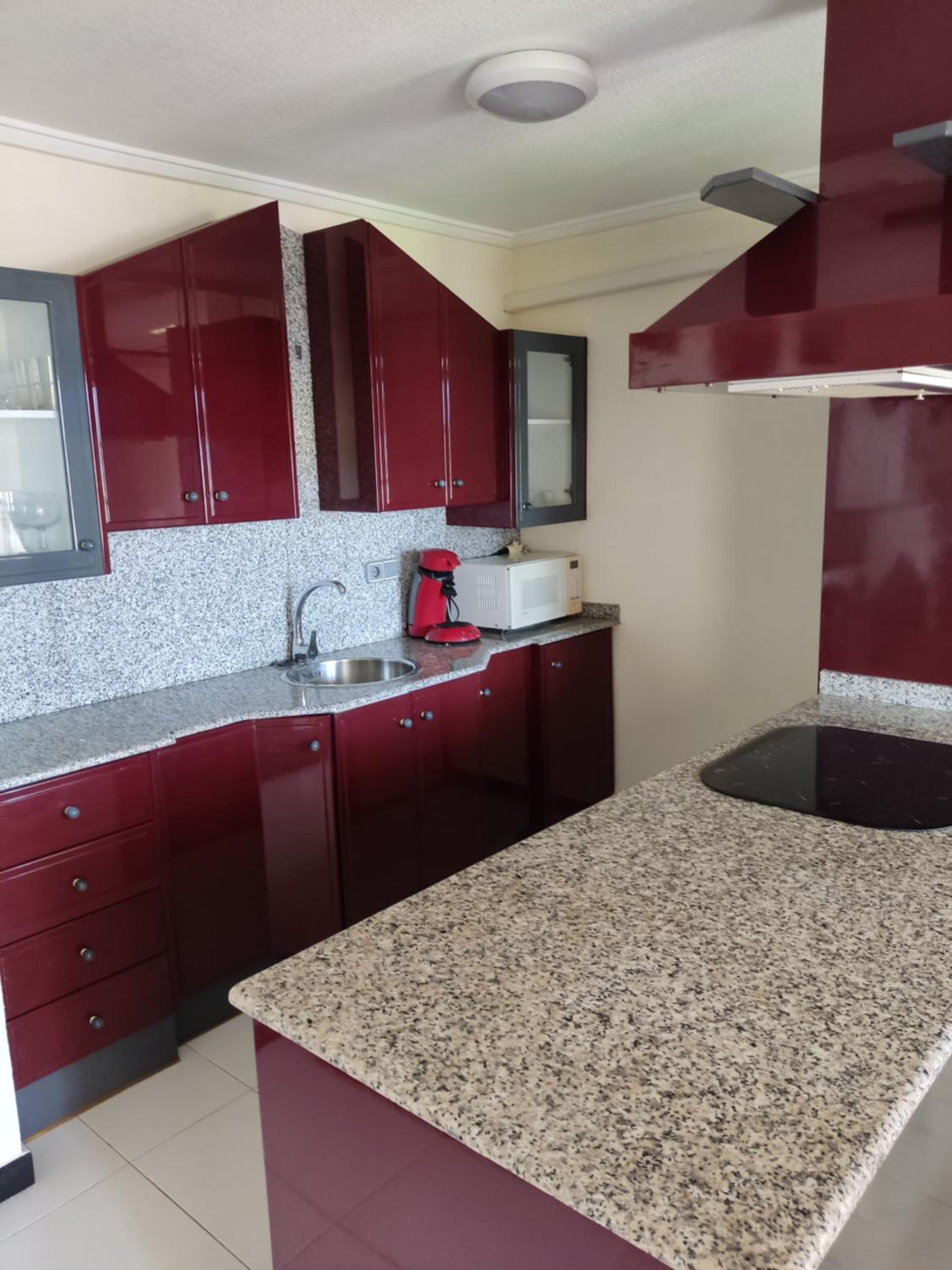 Confortable apartamento con vistas al mar