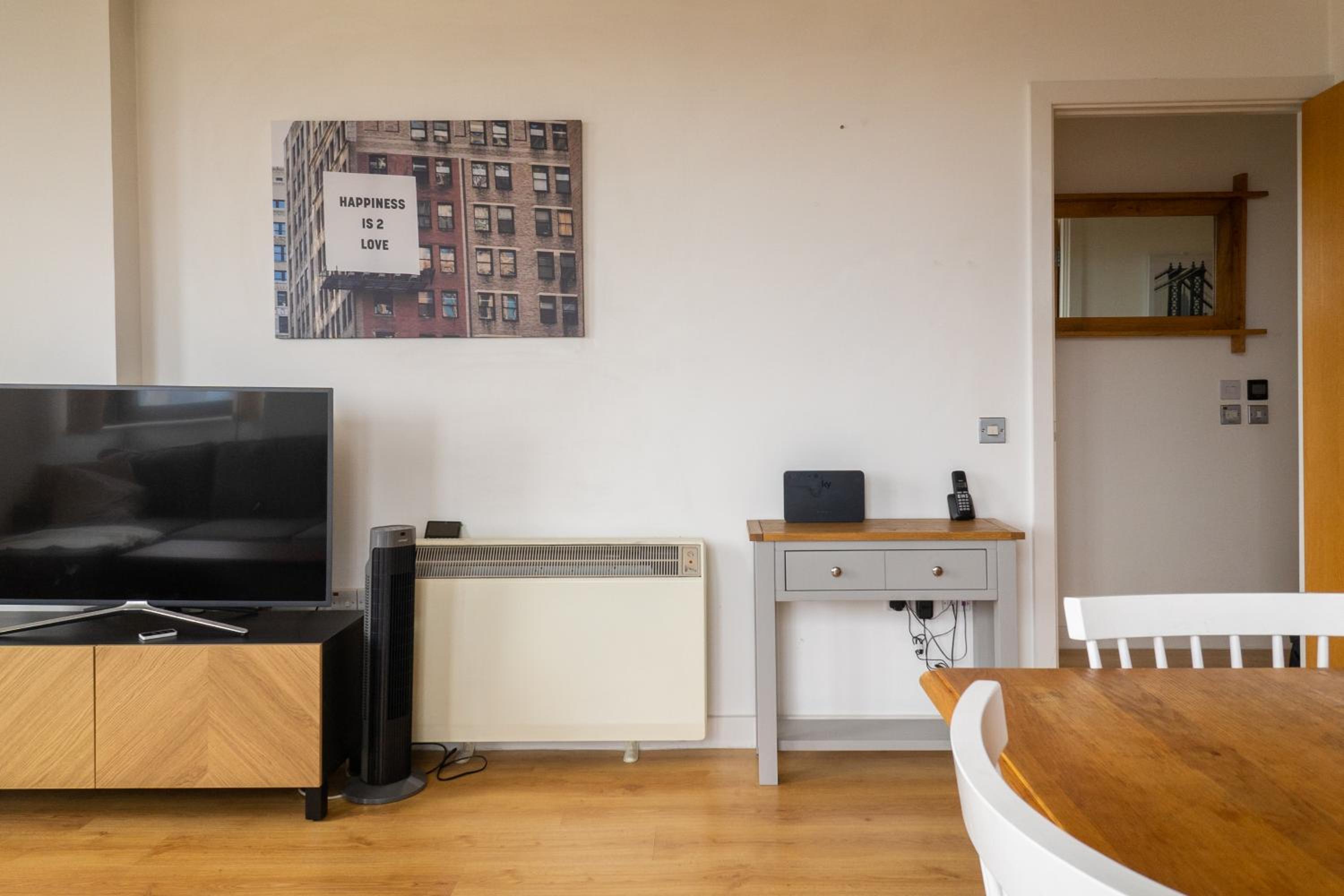 City Air Apartments - SHADWELL - GREAT TRANSPORT LINKS
