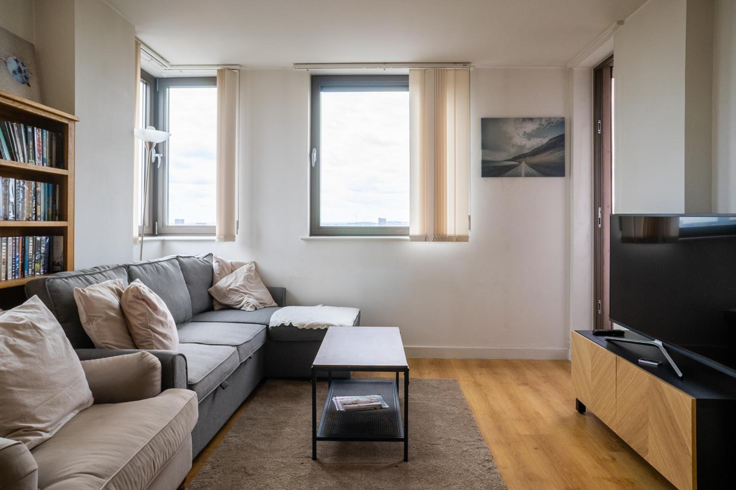City Air Apartments - SHADWELL - GREAT TRANSPORT LINKS