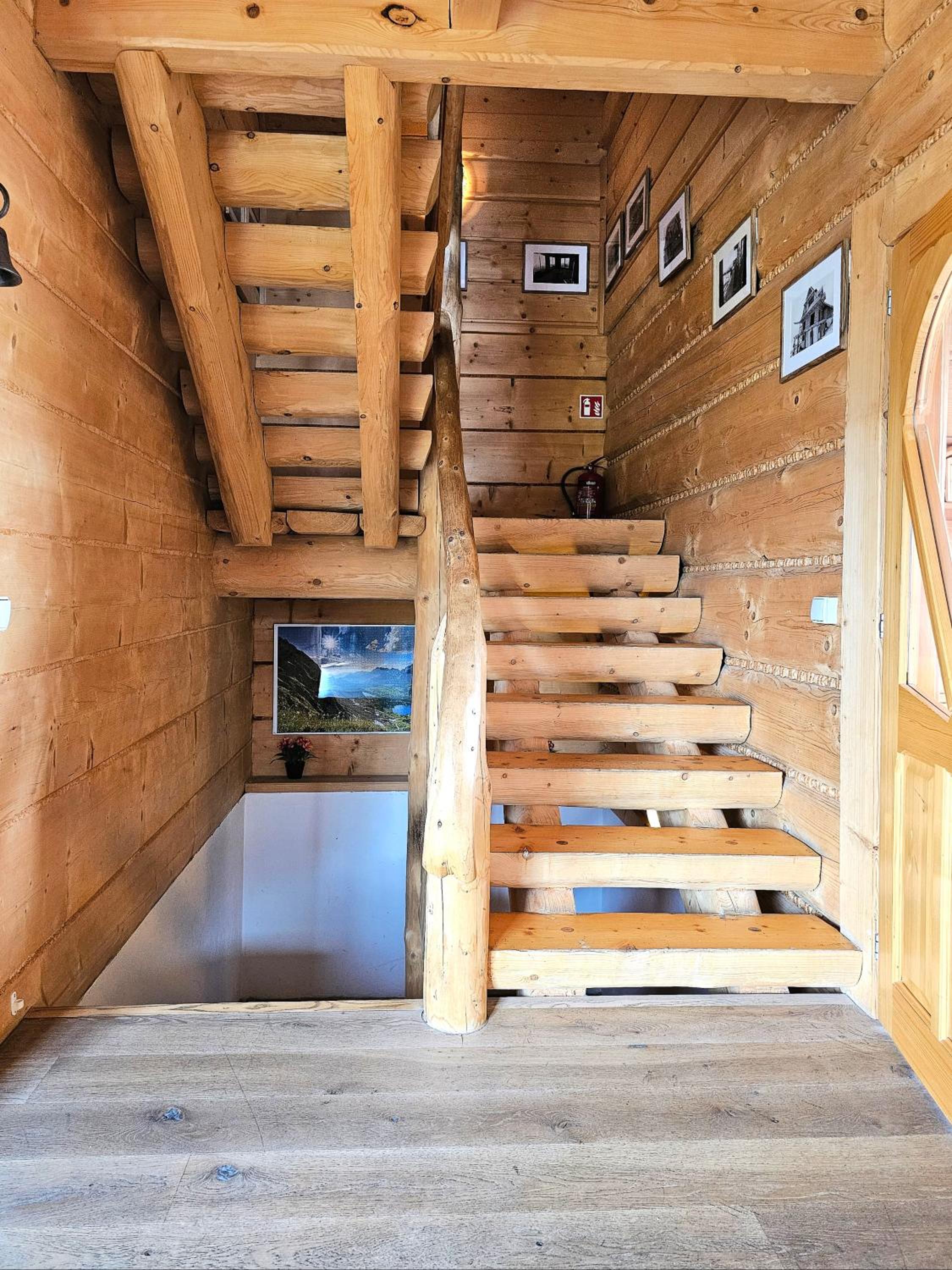 Mountain Shelter Gawlaki
