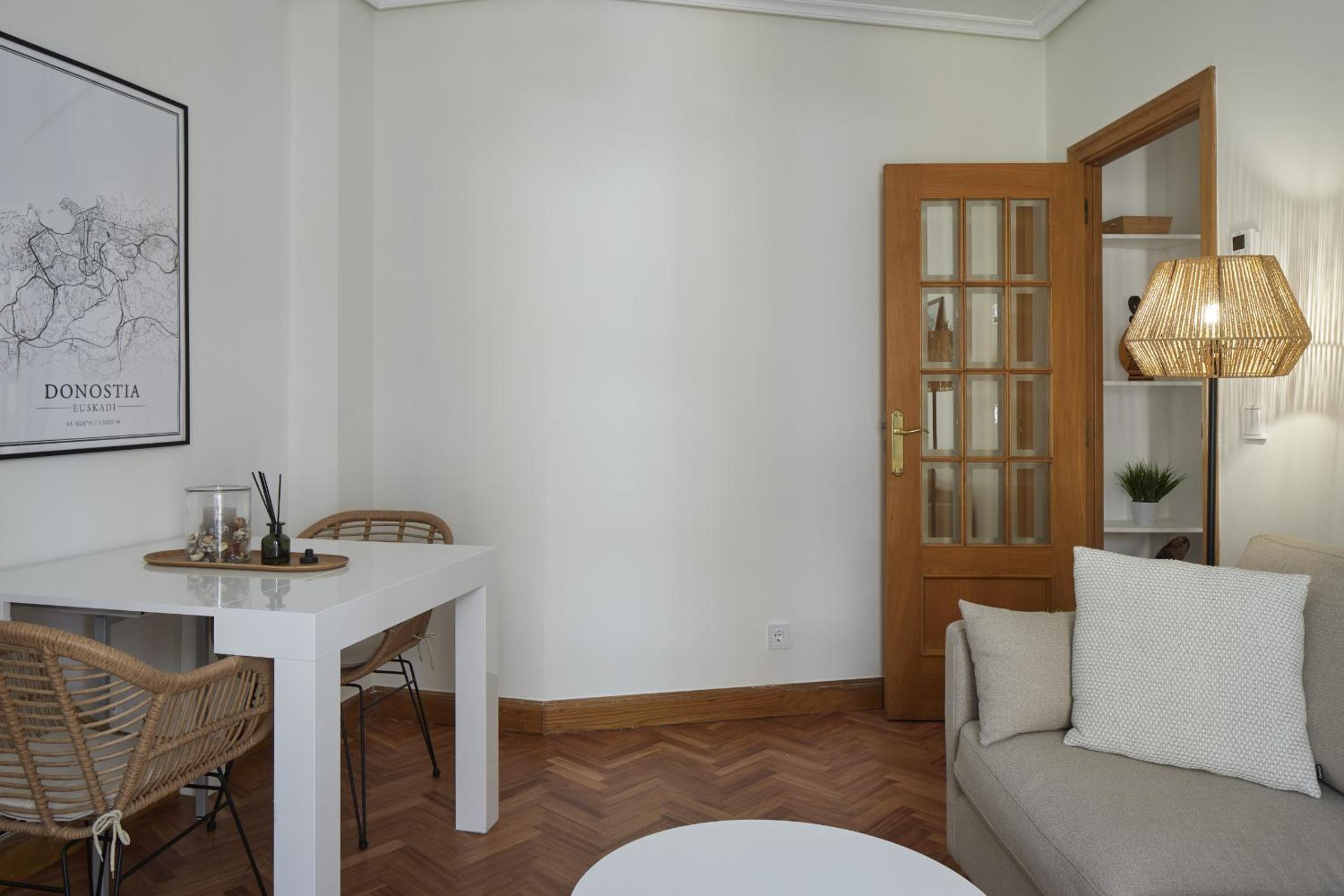 Always Easy I Cristina Enea