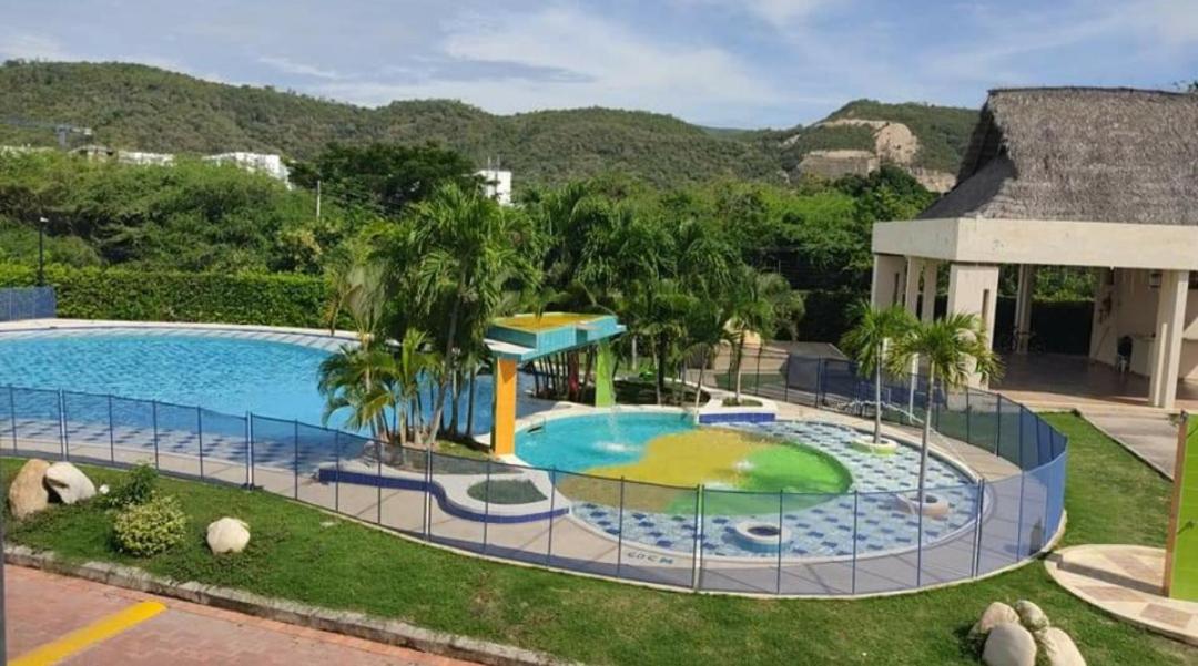 CASA EN GIRARDOT