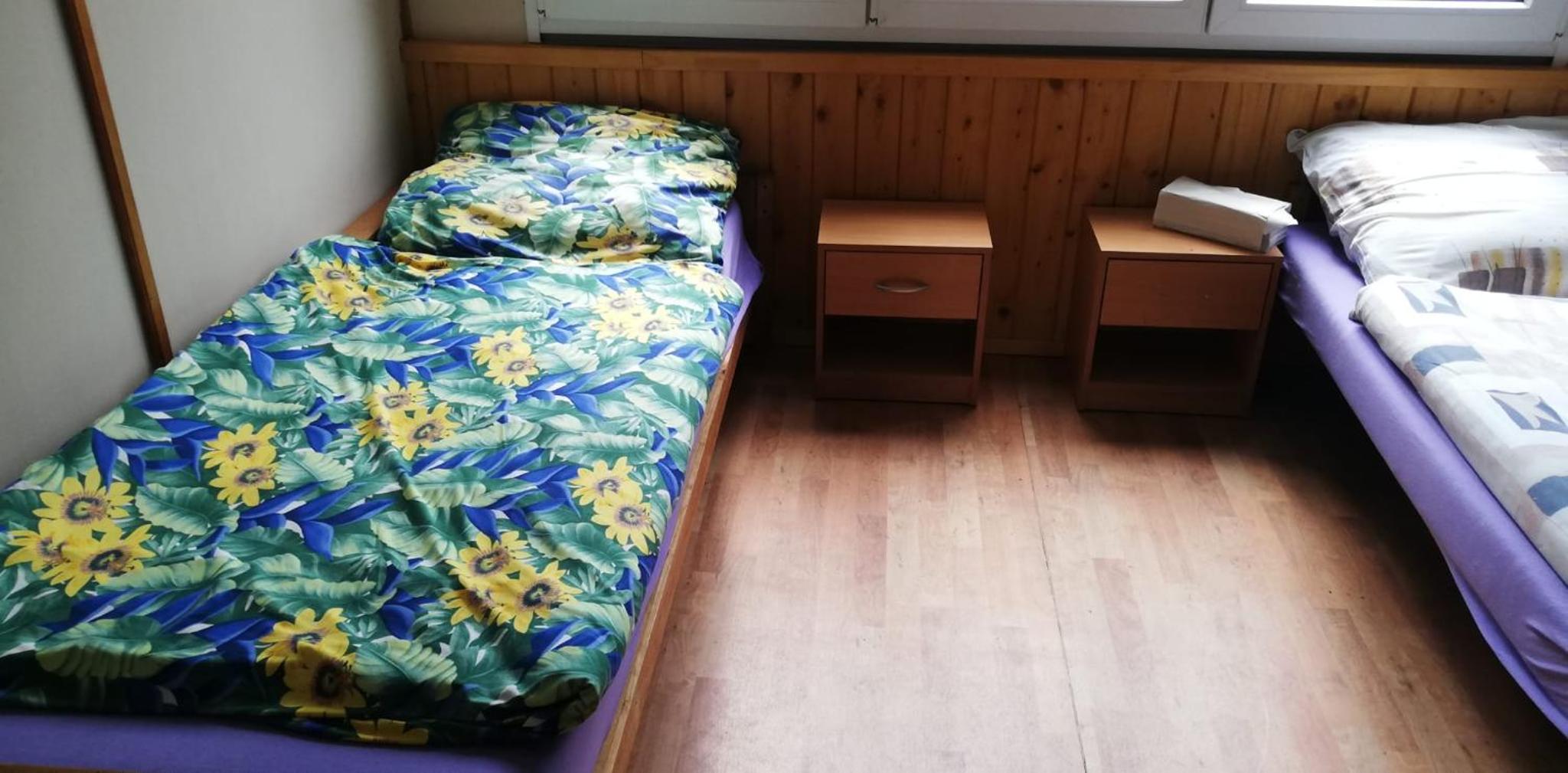 Kemp a Loděnice Podolsko - Chatka pro 2 osoby