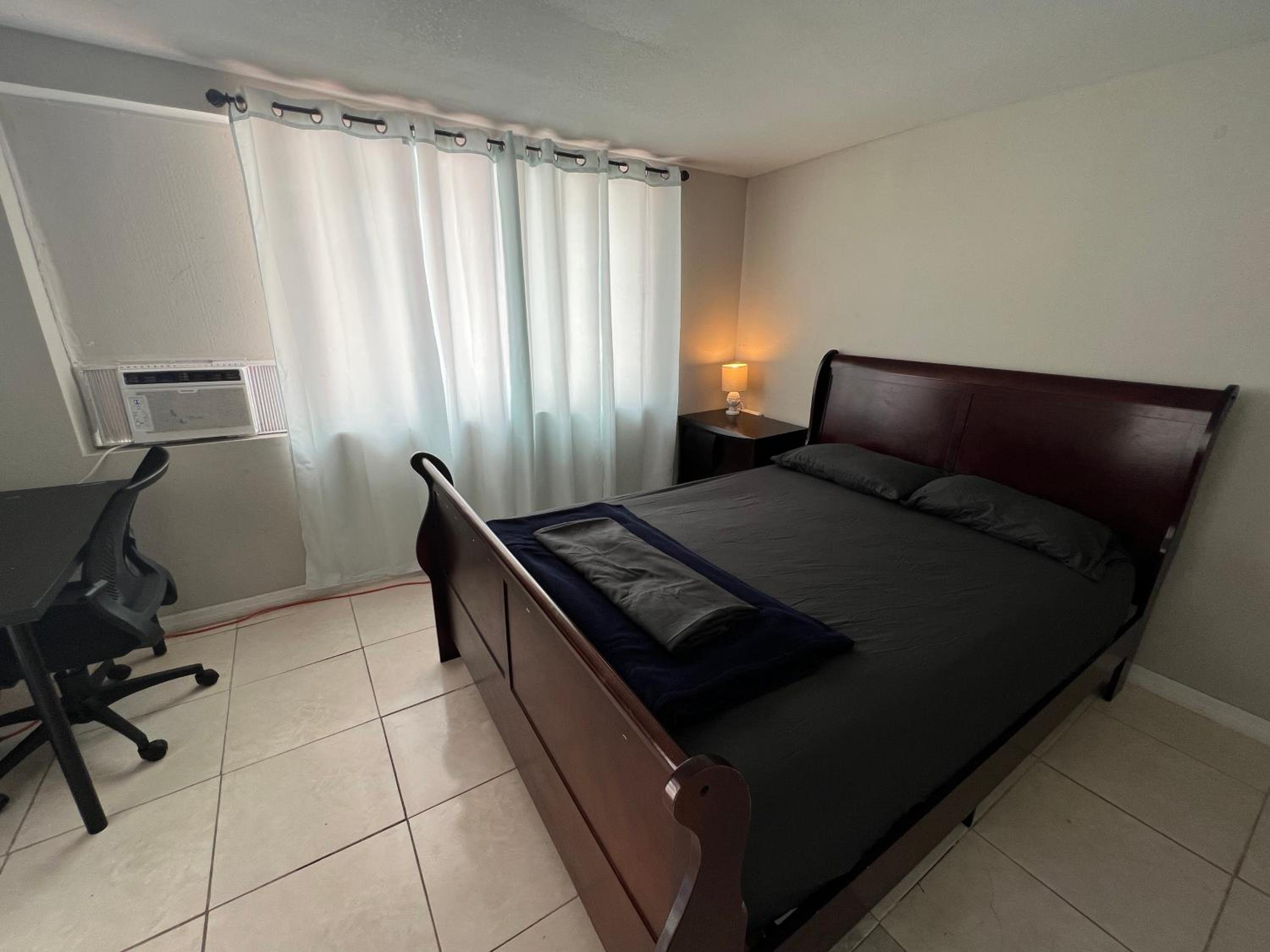 Tampa Vacations - Oak Ridge House - Property Image 8