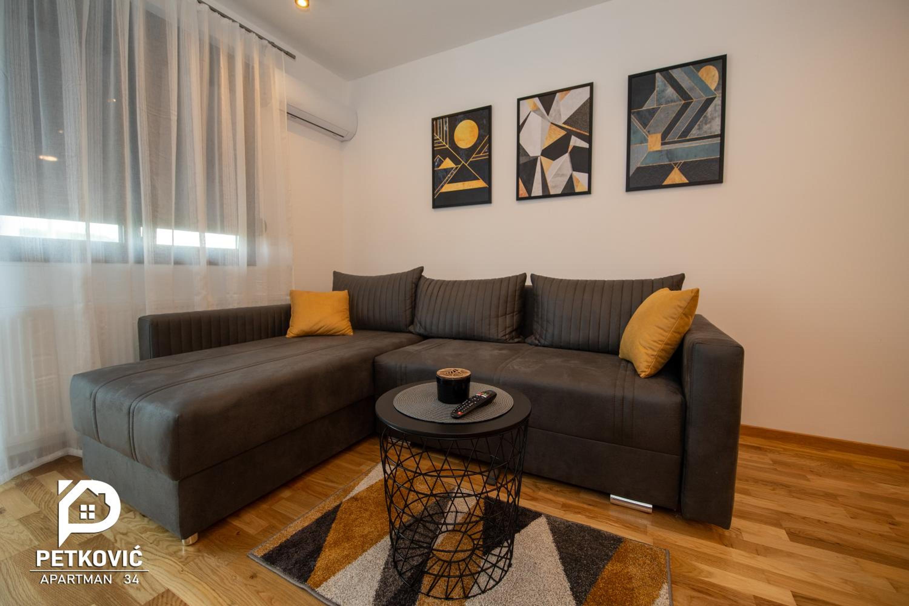 Petković apartmani 34 view 2