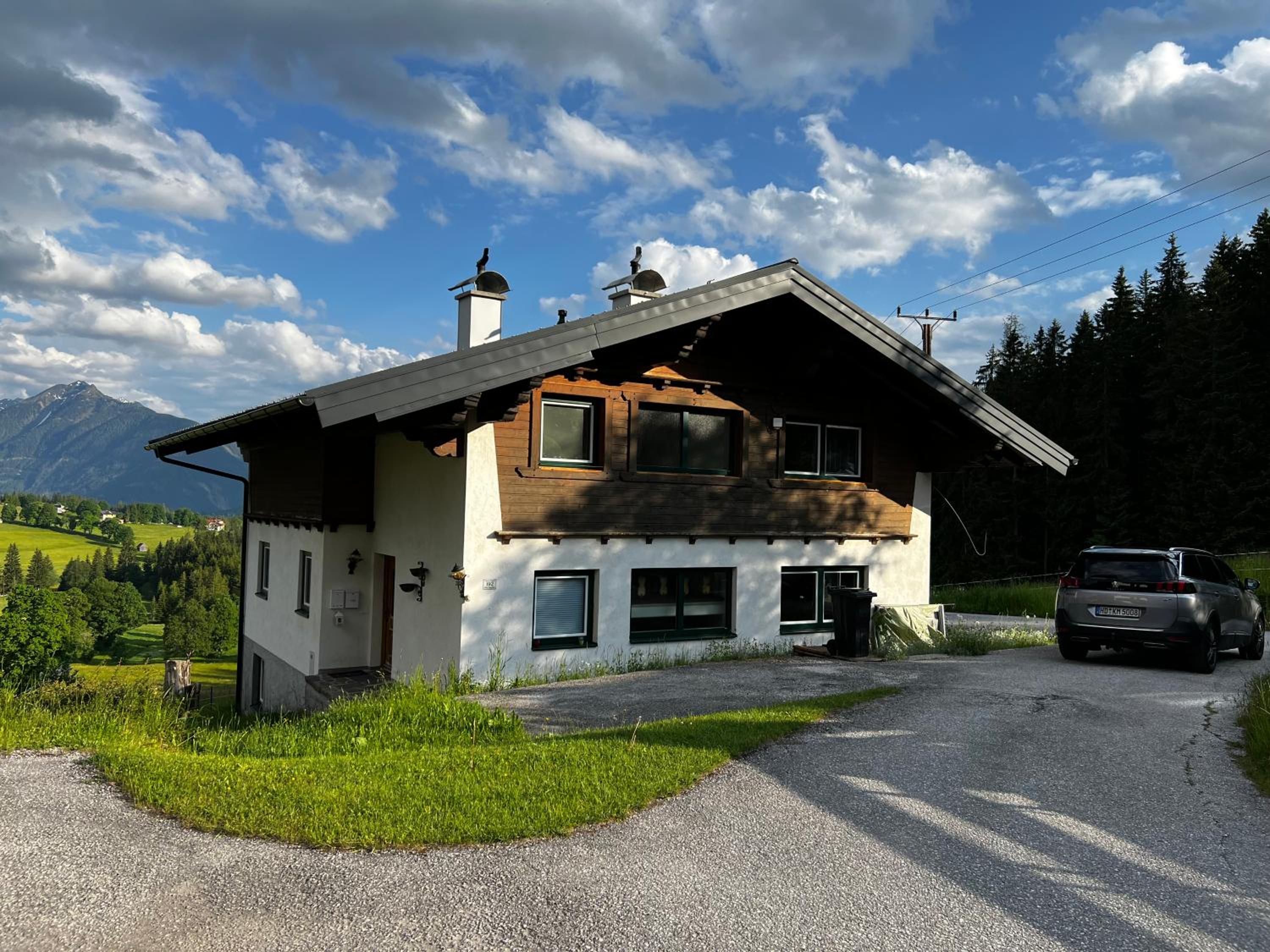 Haus Bergfeld with the view over Dachstein