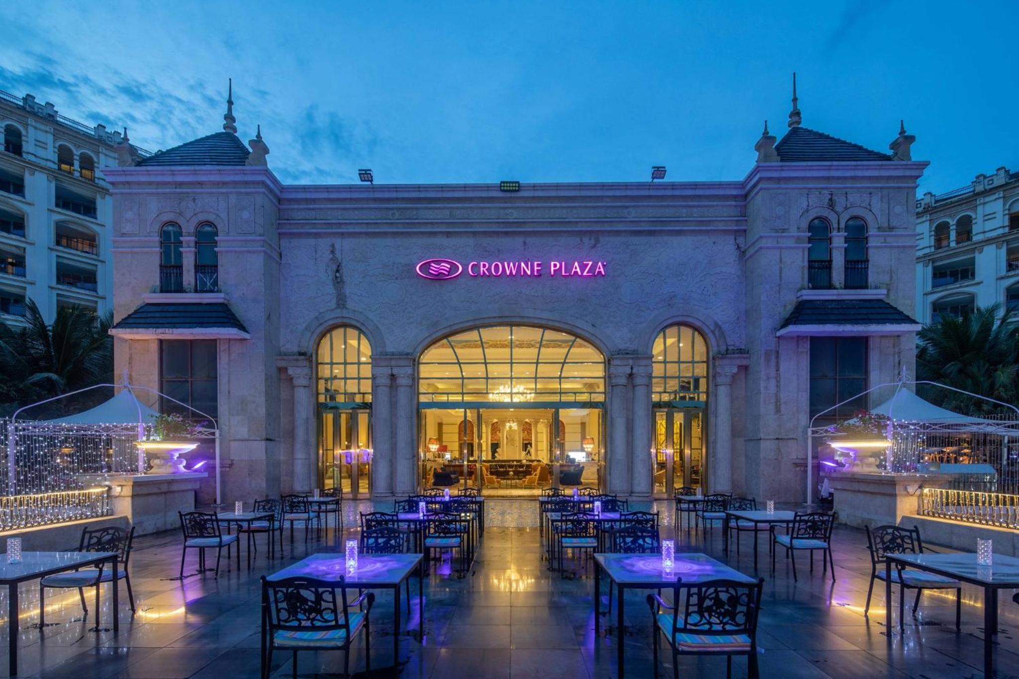 Crowne Plaza Resort Sanya Bay by IHG