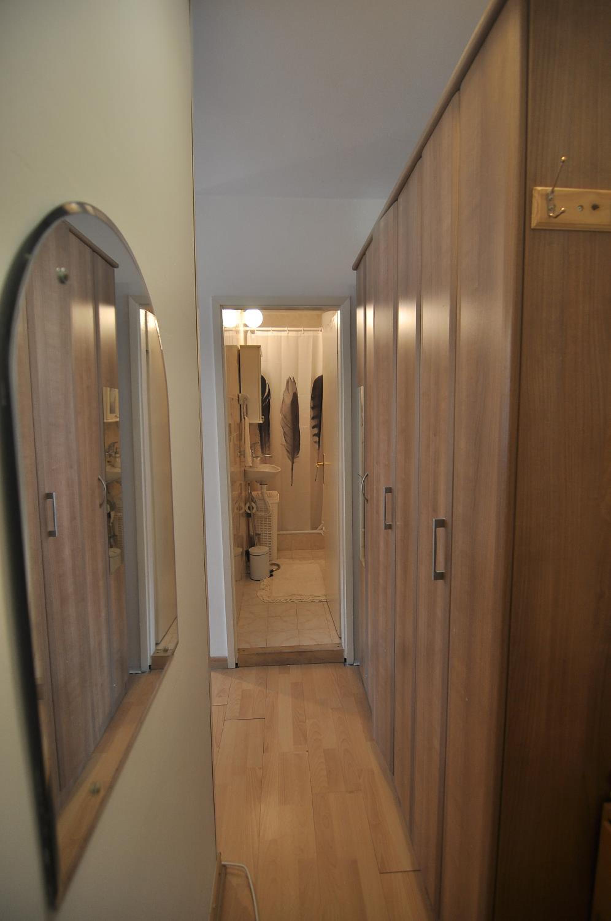 Charming studio near downtown