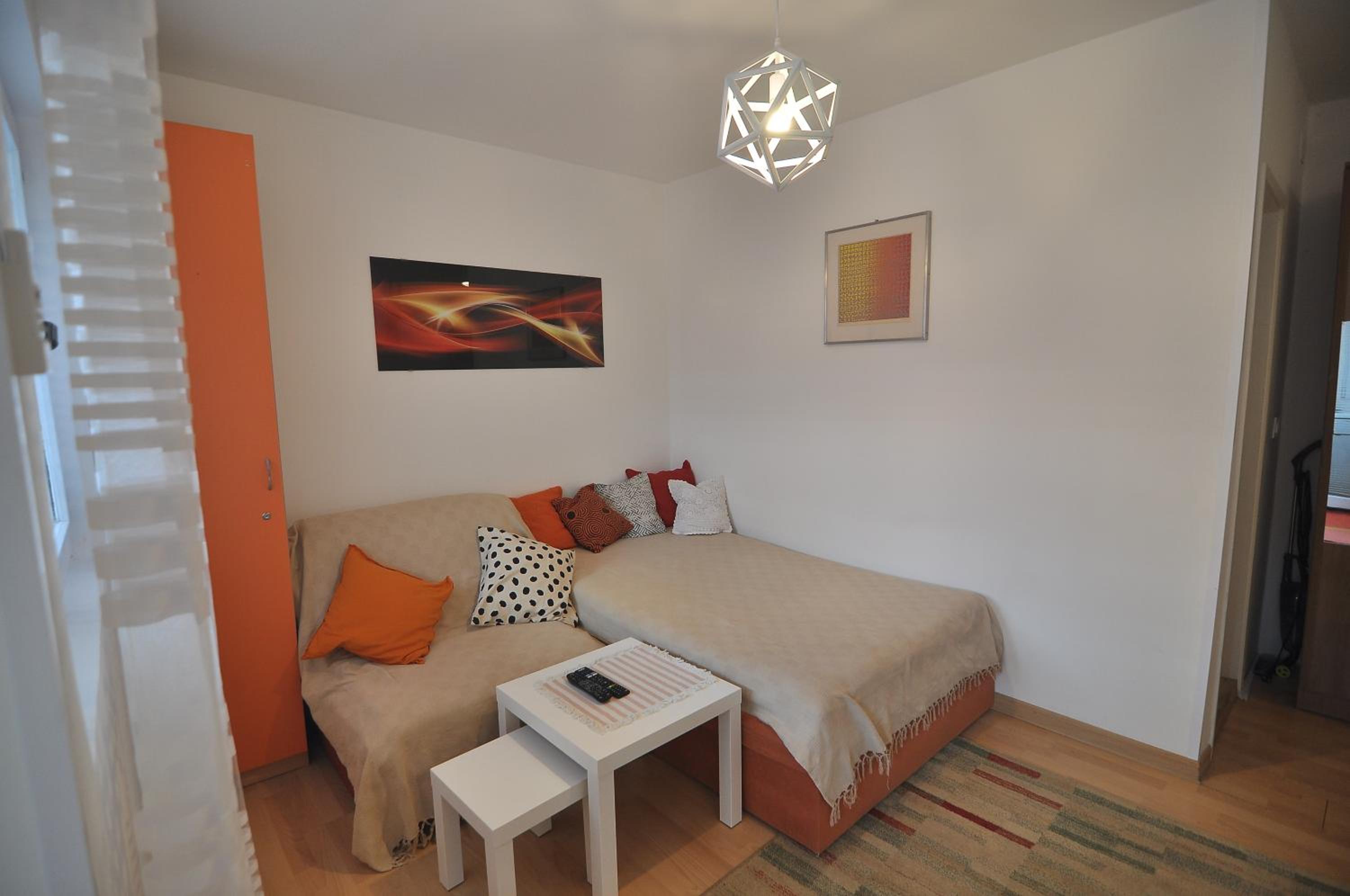 Charming studio near downtown