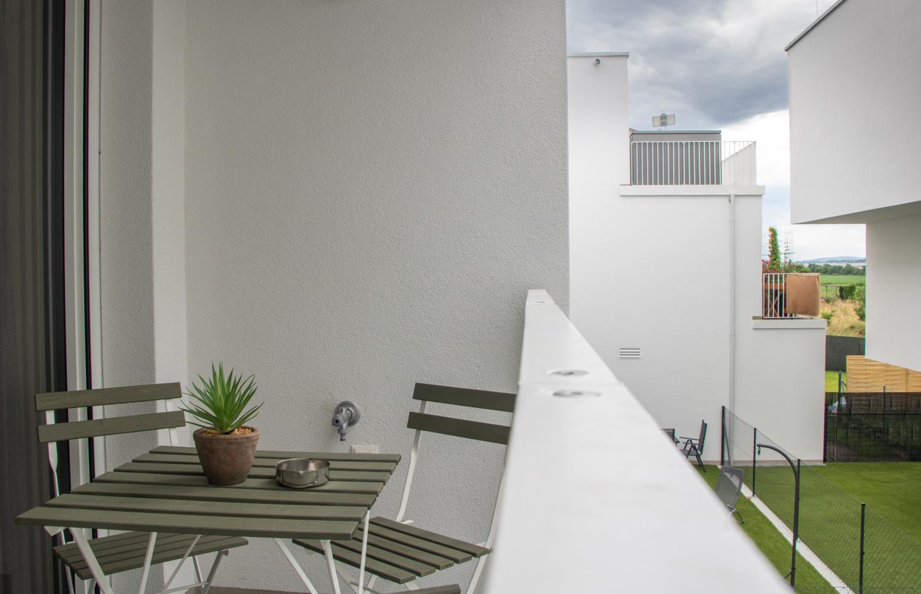 Flat2go modern apartments - Harmony of city and nature