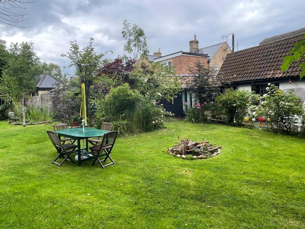 Quirky 18th Century Thatched Cottage