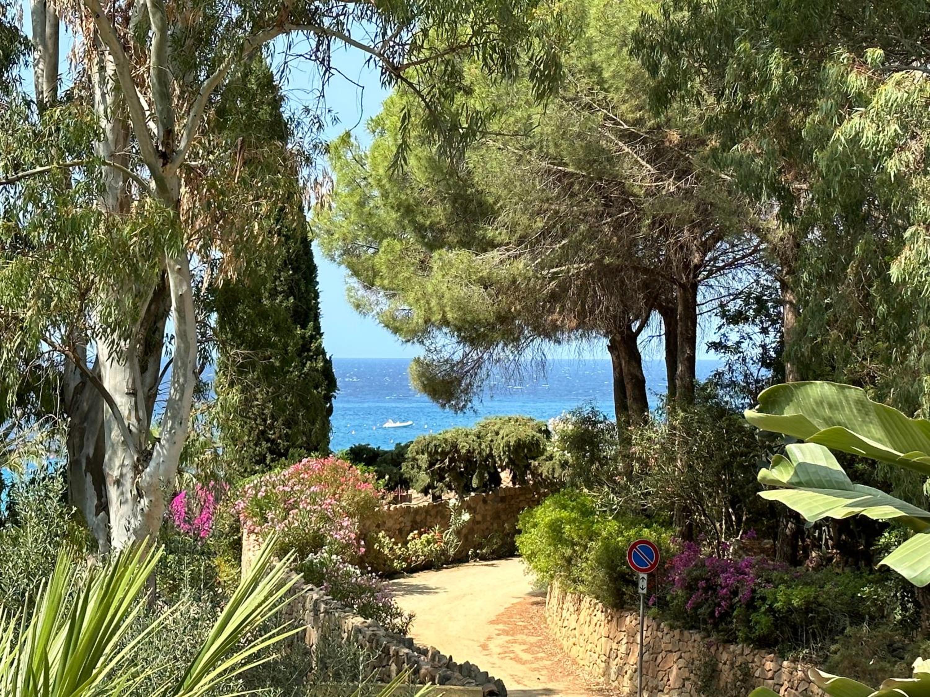Villa La Petite Etoile view 4
