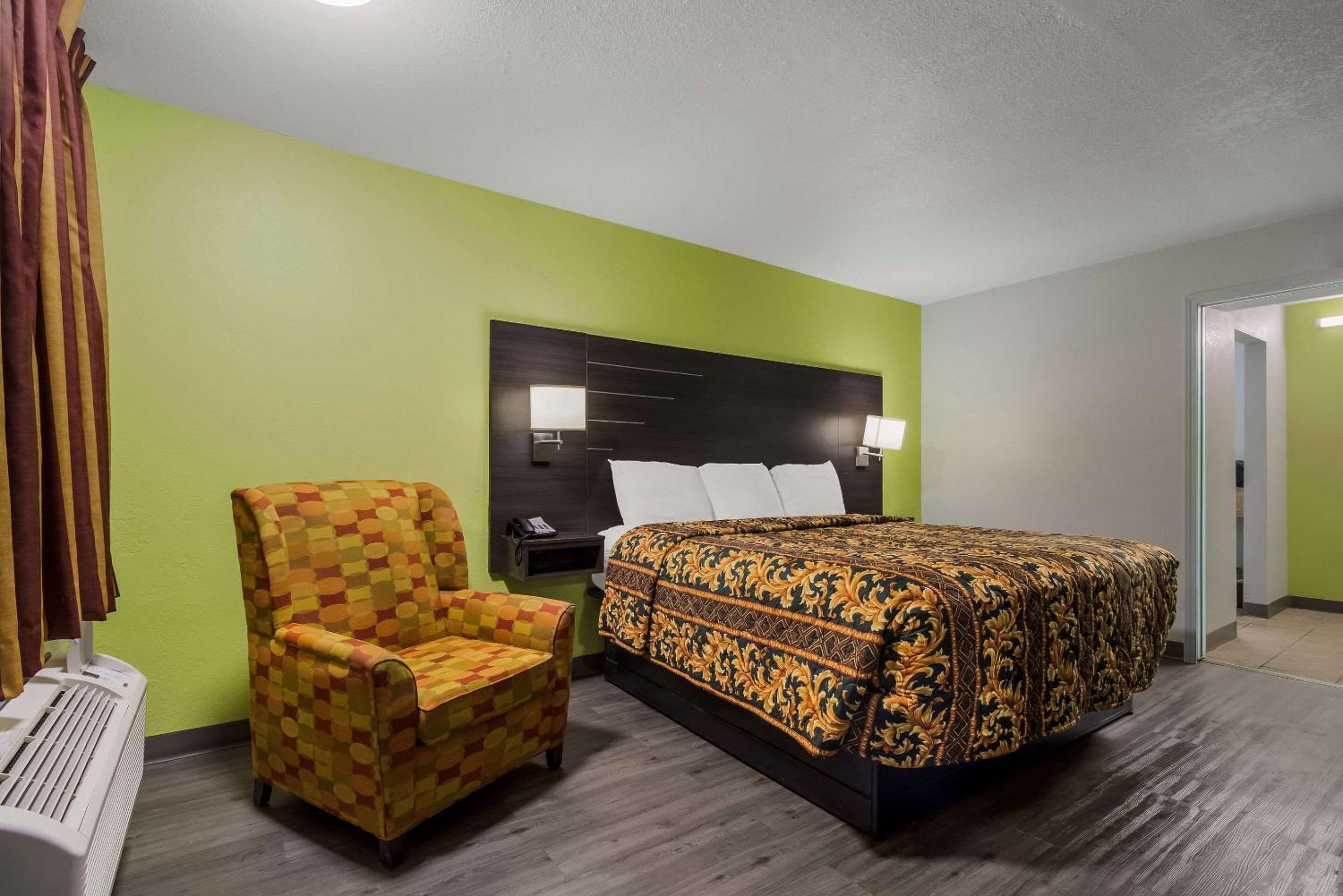 Monsoon Inn, Photo 30