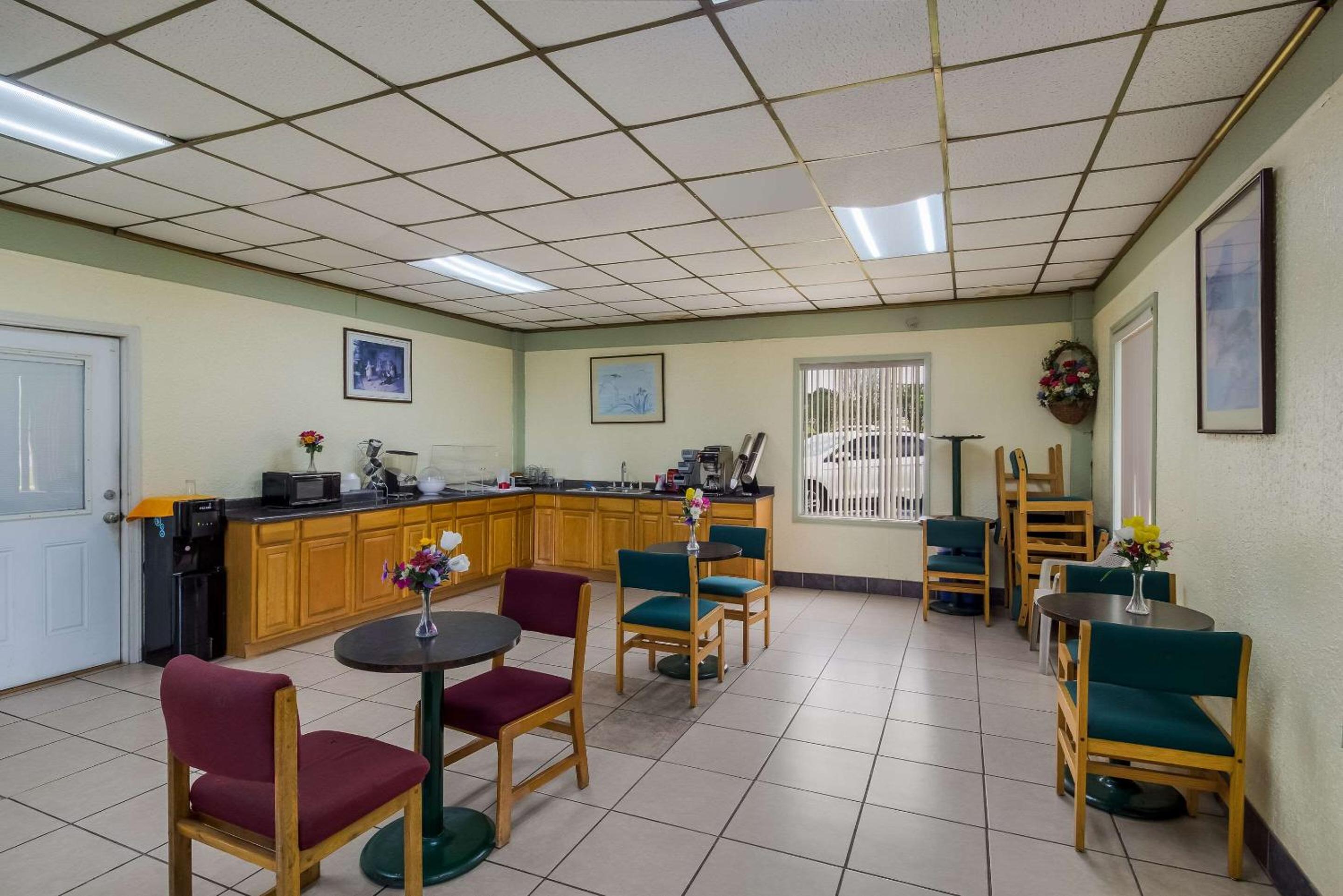 Monsoon Inn, Photo 28