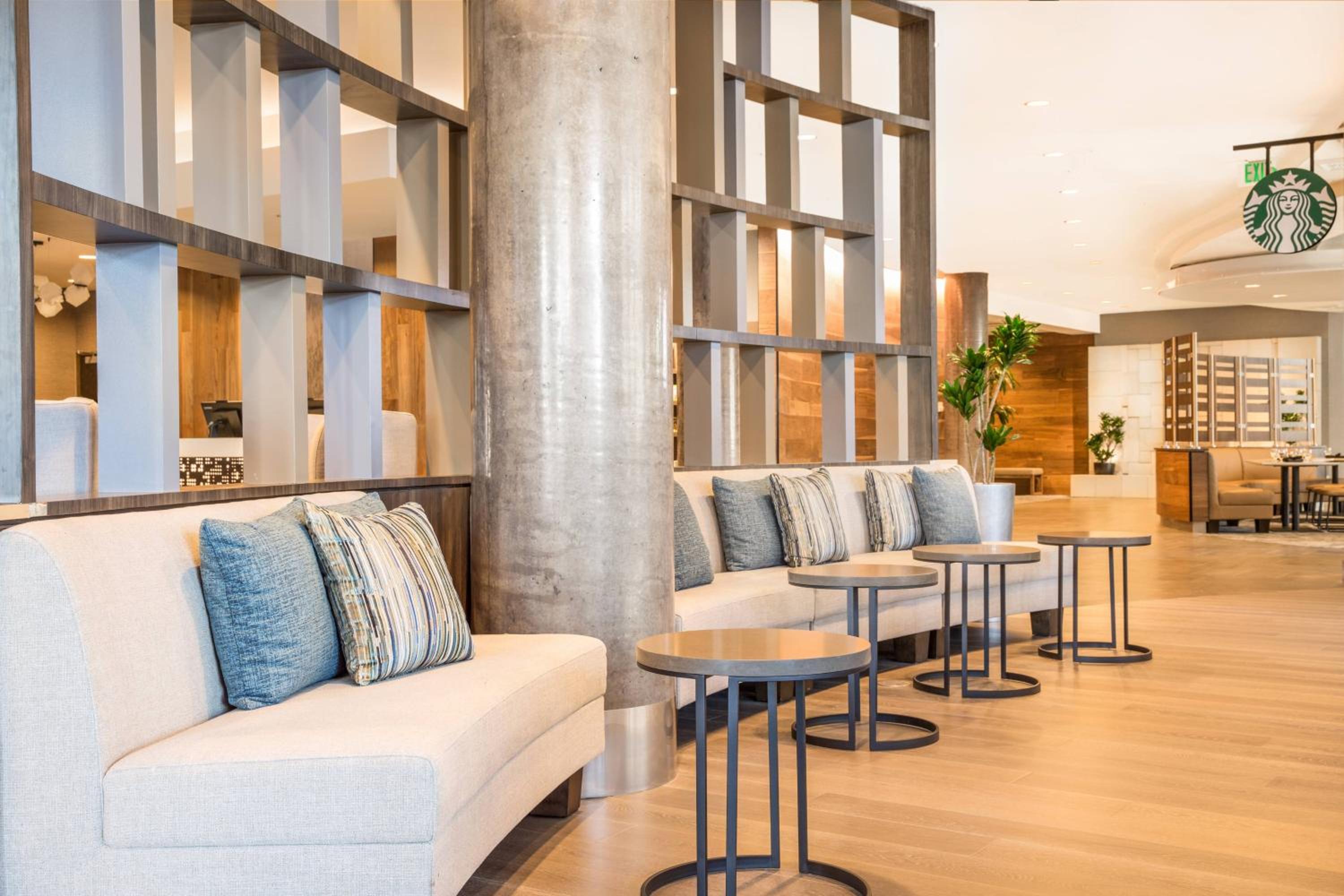 Courtyard by Marriott Seattle Bellevue/Downtown - Property Image 8