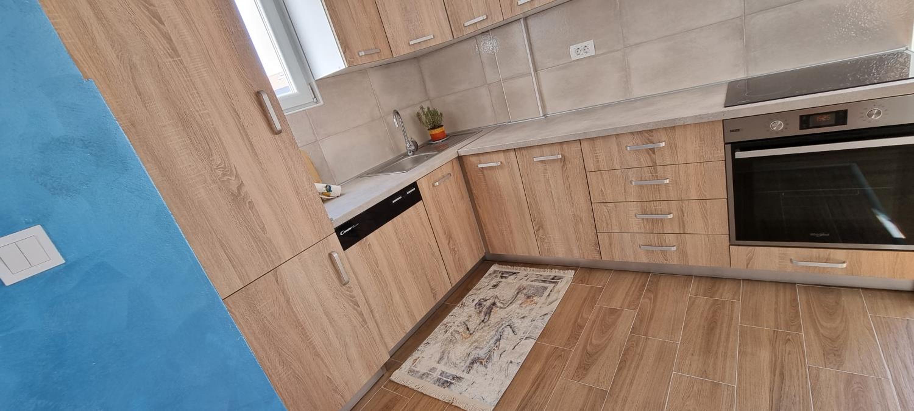 Naki apartmani