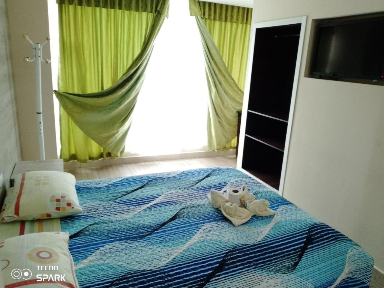 HOSPEDAJE YACUCALLE