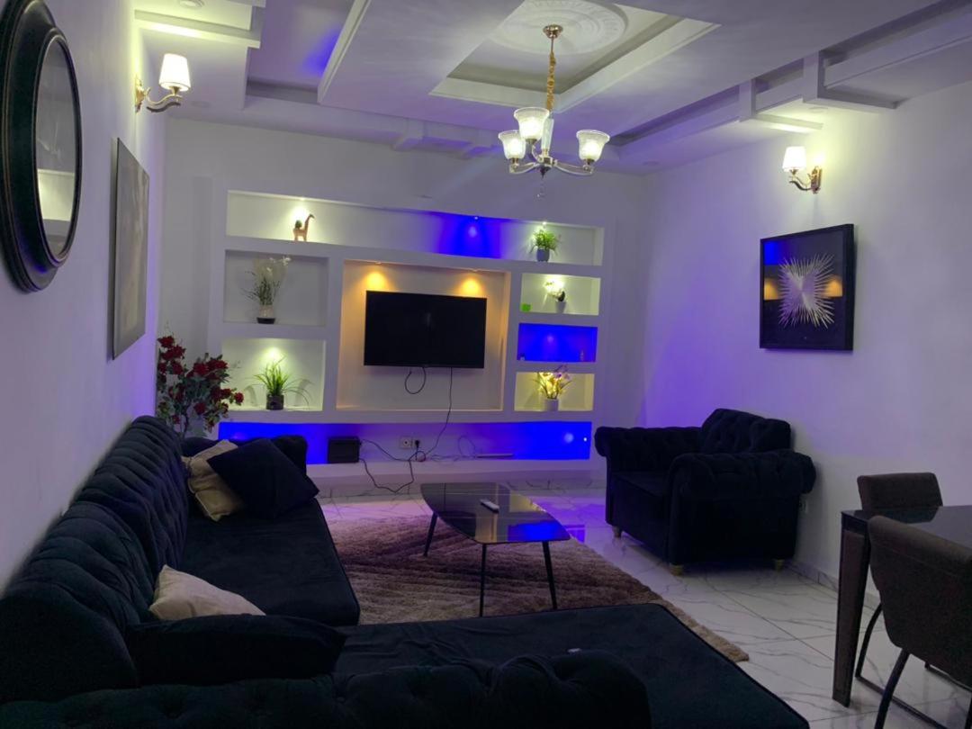 Deluxe Mansion