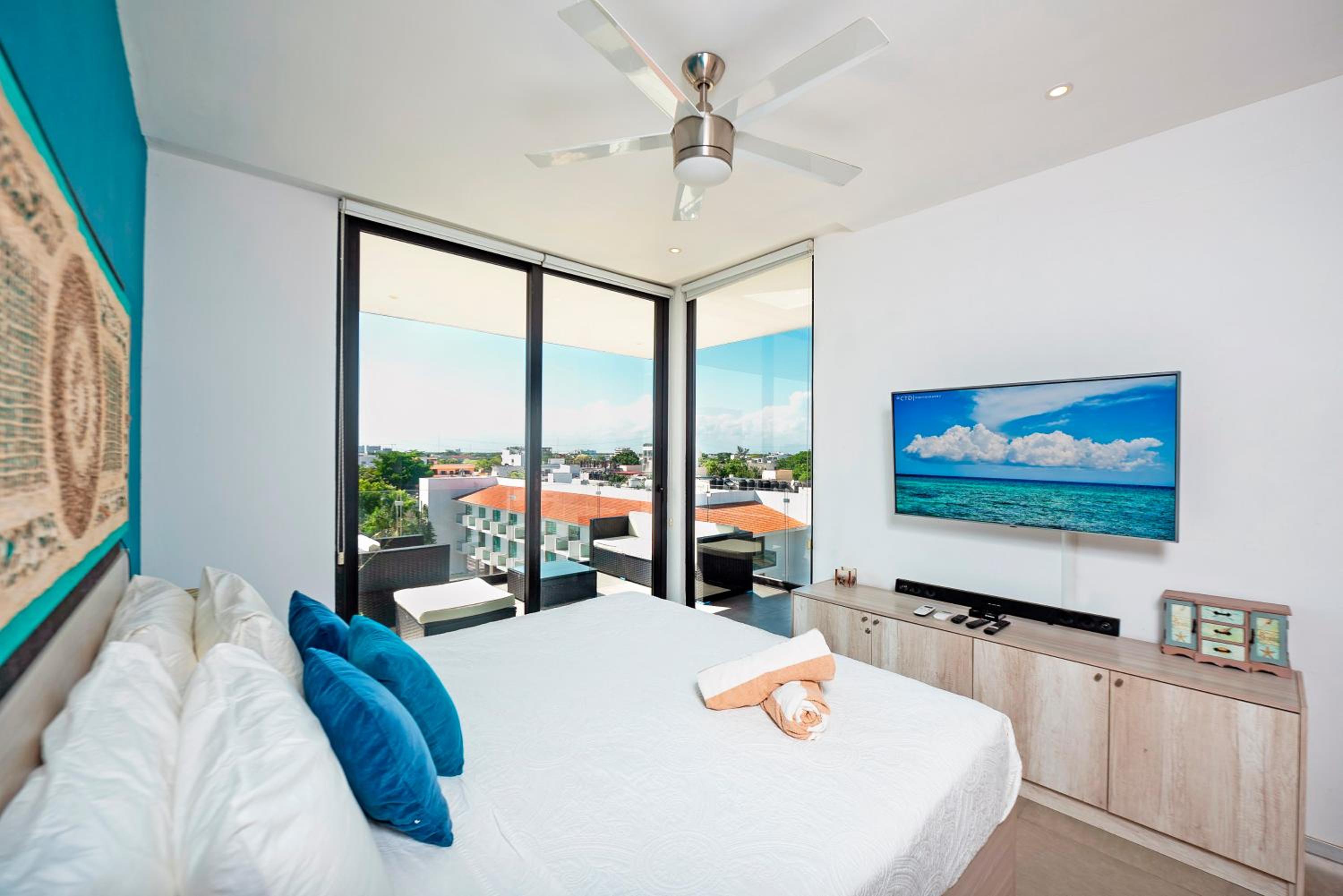 Secret Paradise with private pool in the heart of Playa view 4
