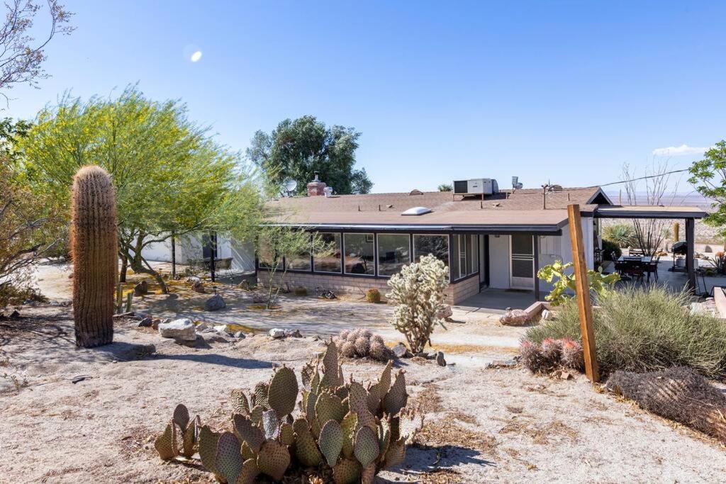 Hotel The Outpost Joshua Tree: Hot Tub, GameRoom, JTNP - Image 1