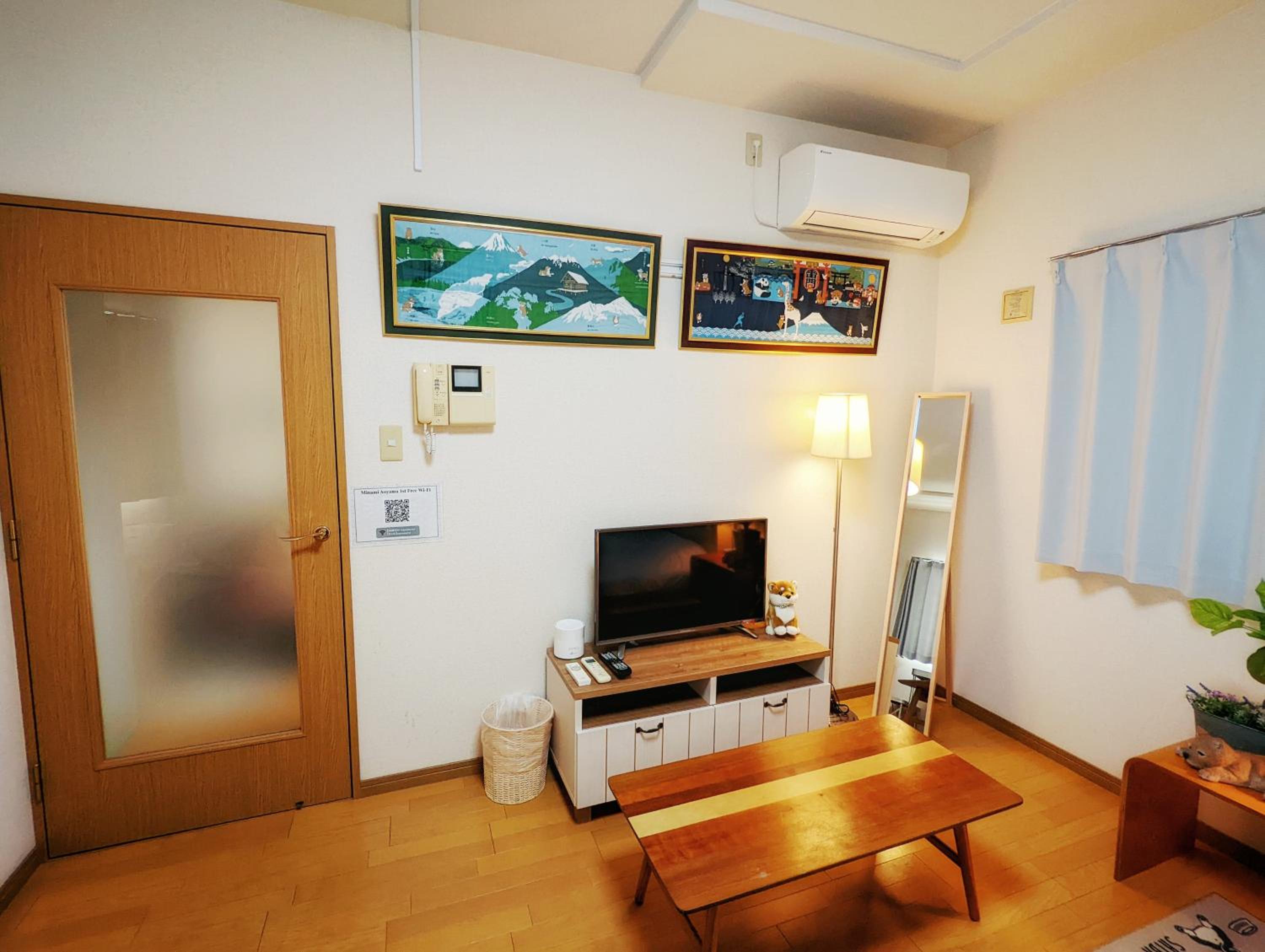 Minami-Aoyama-1st