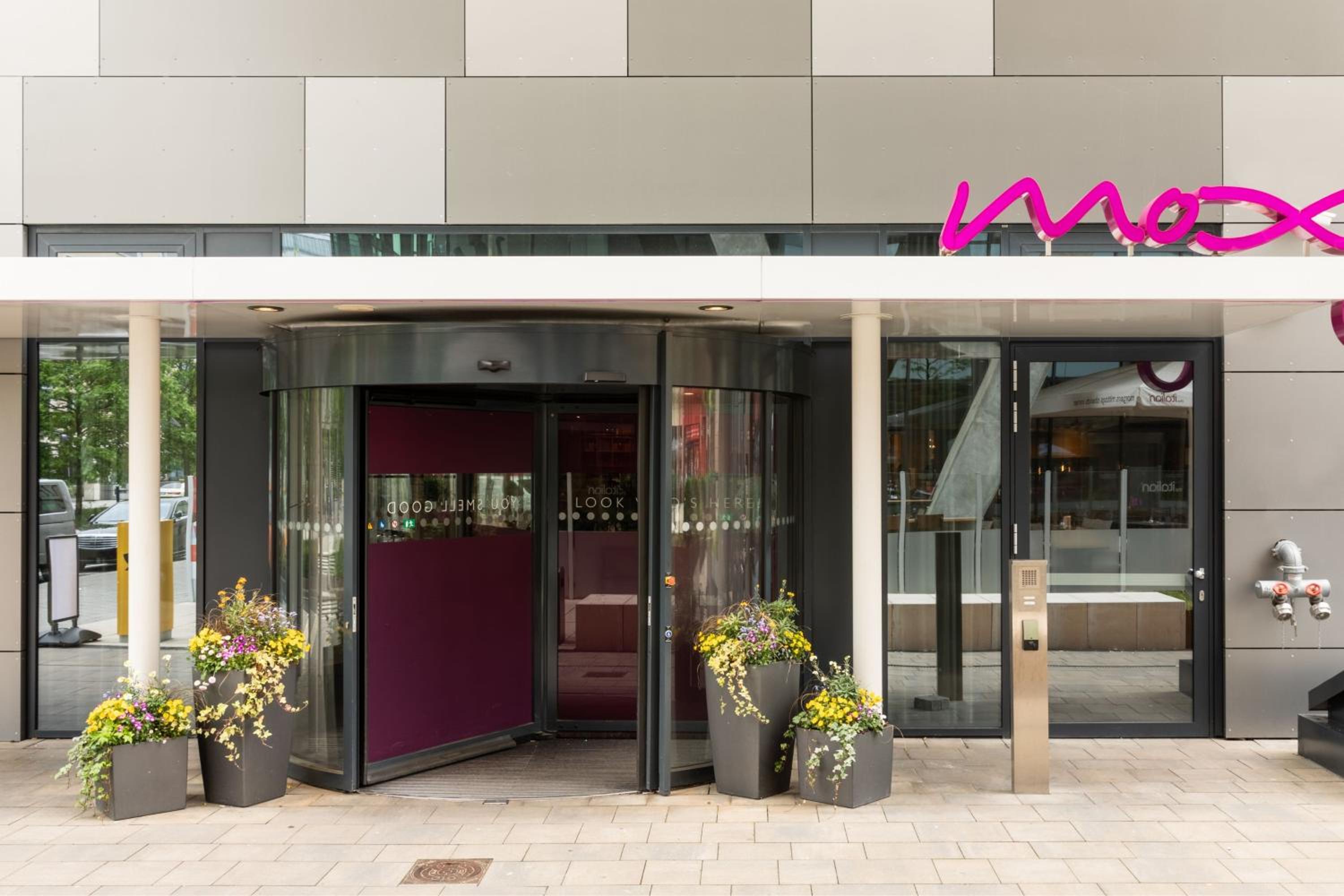 Moxy Frankfurt Airport - Property Image 1