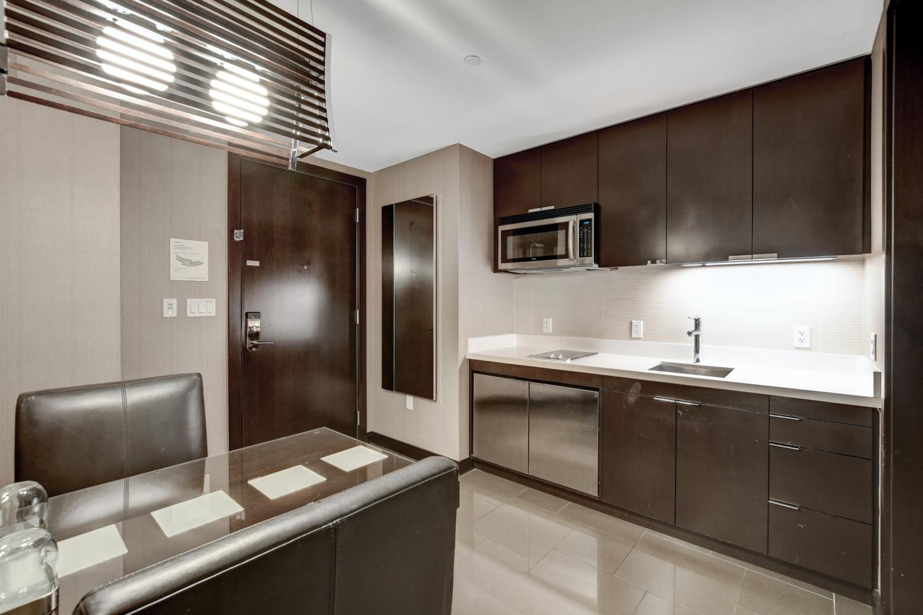 Vdara Hotel & Spa Private Residences 81