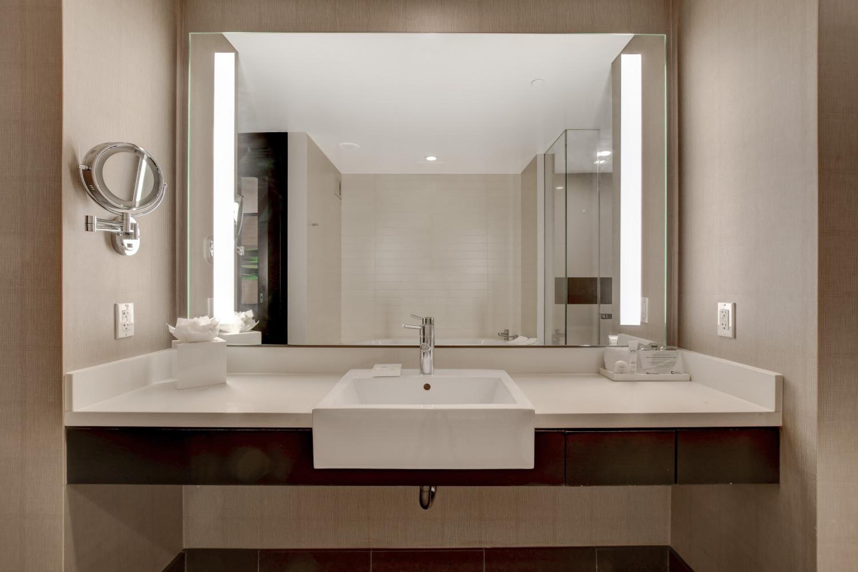 Vdara Hotel & Spa Private Residences 98