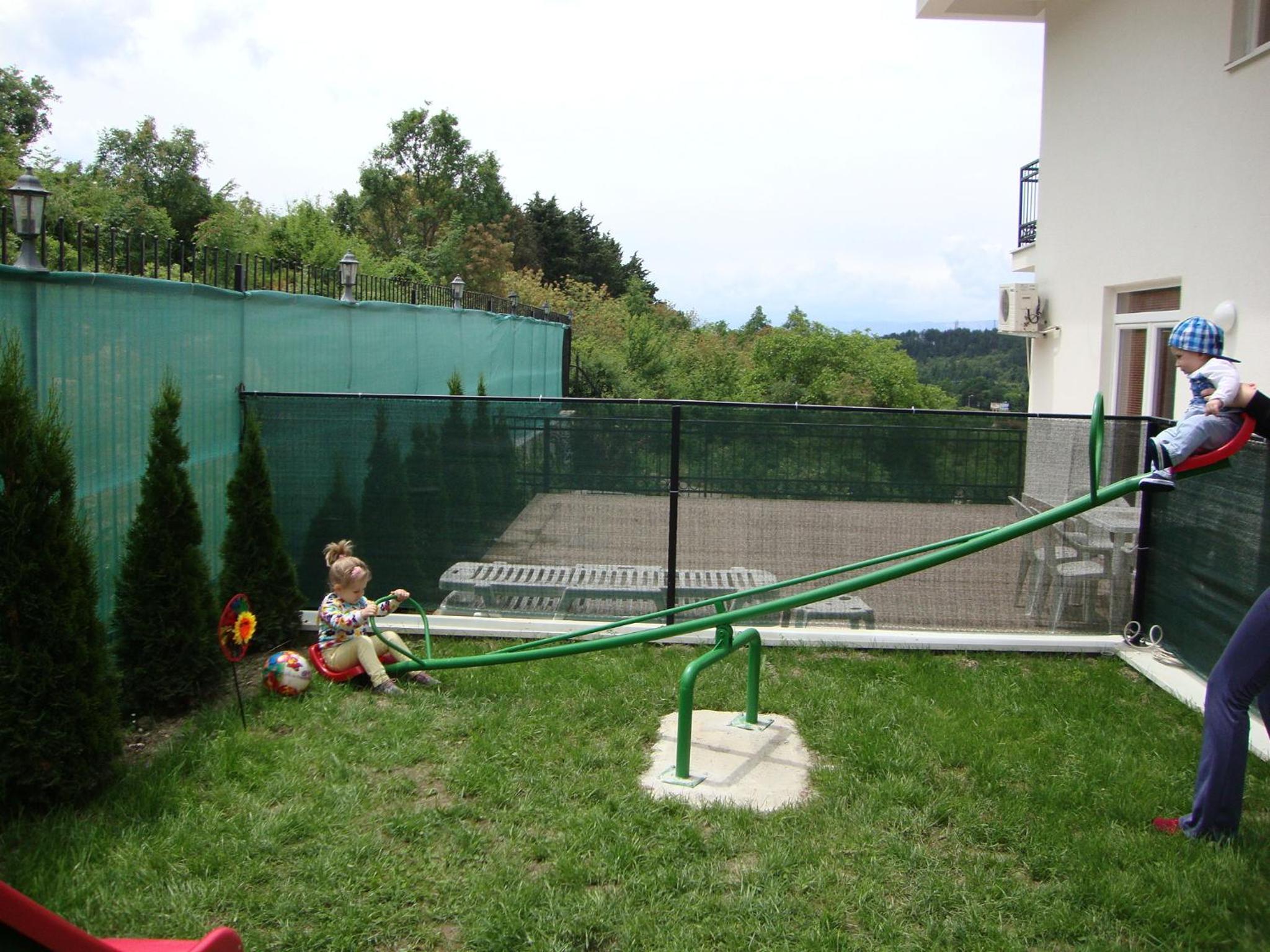 Photo 9