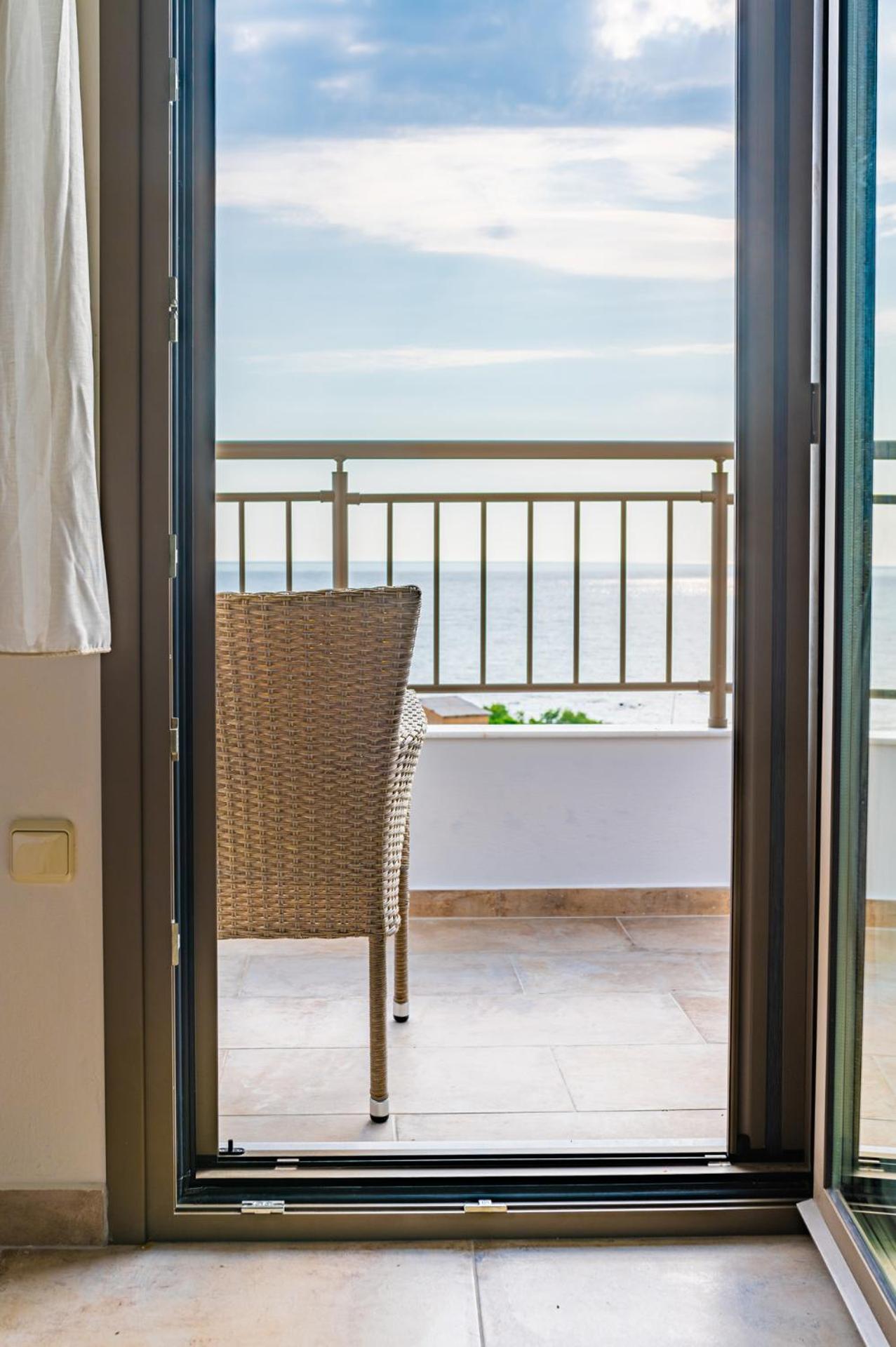 Costa Mare