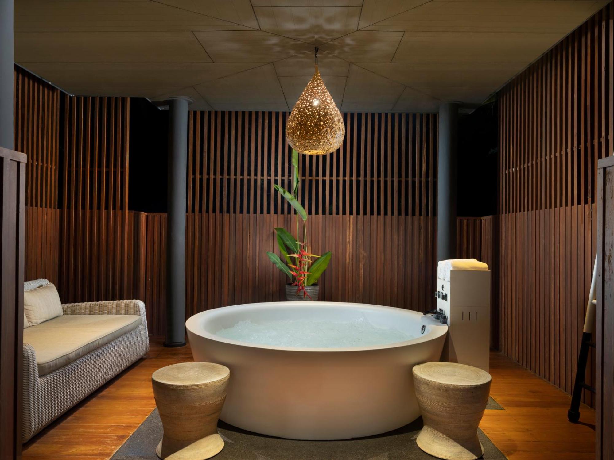 The ShellSea Krabi I Luxury Beach Front Resort & Pool Villa